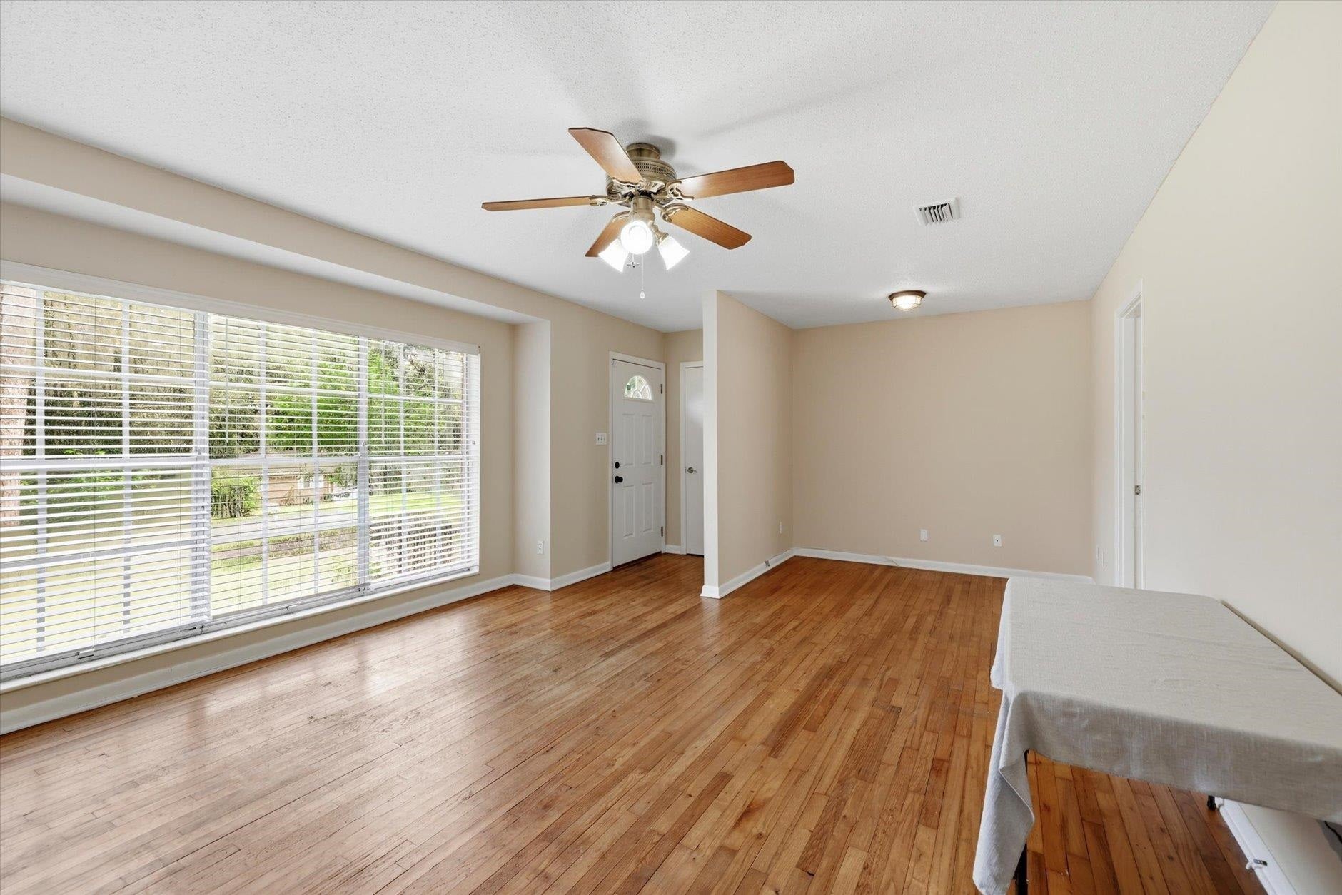 2119 Longview Drive — photo