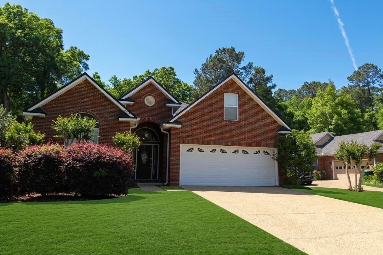 8988 Eagles Ridge Drive — photo