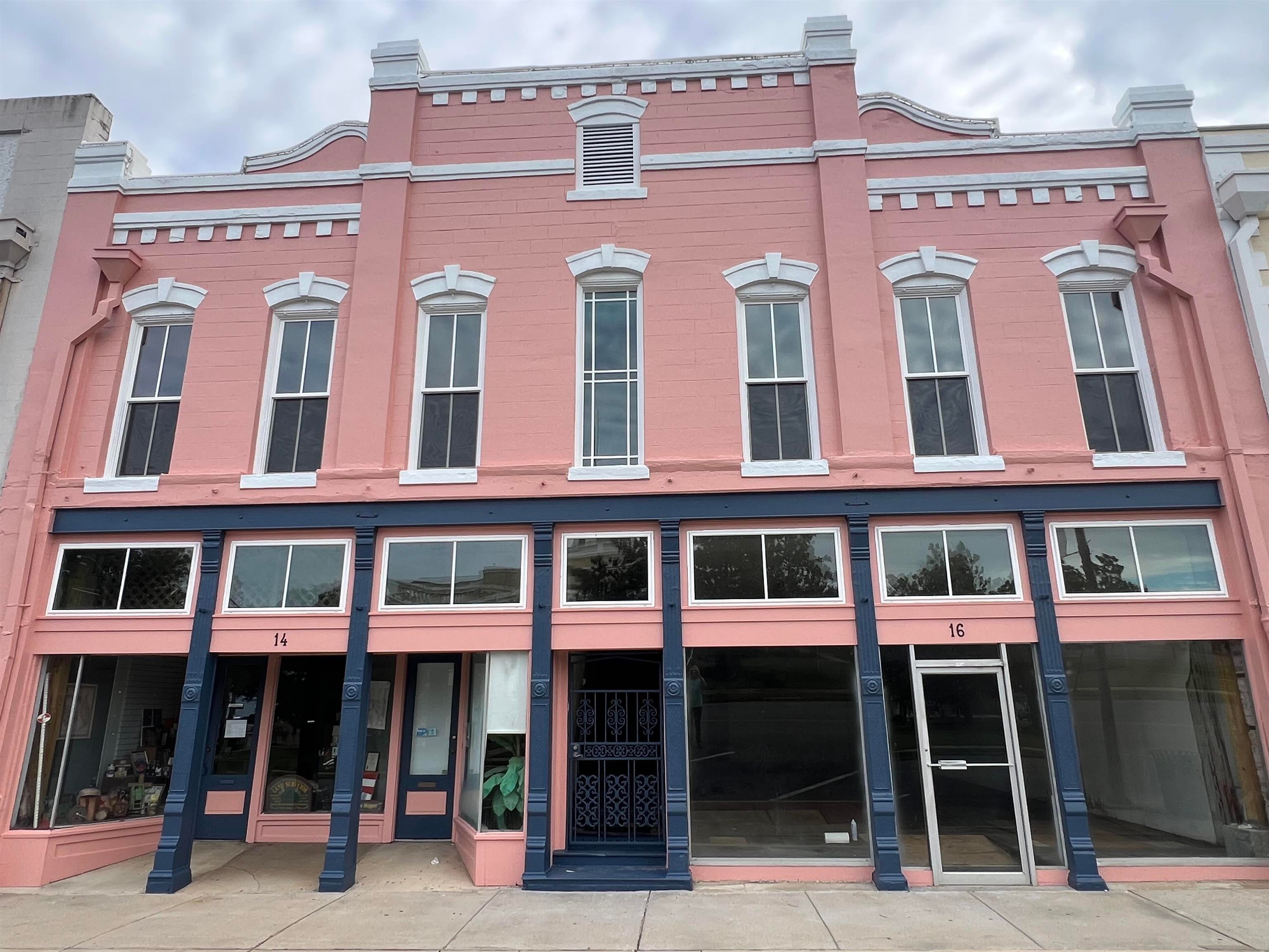14 E Washington Street — photo