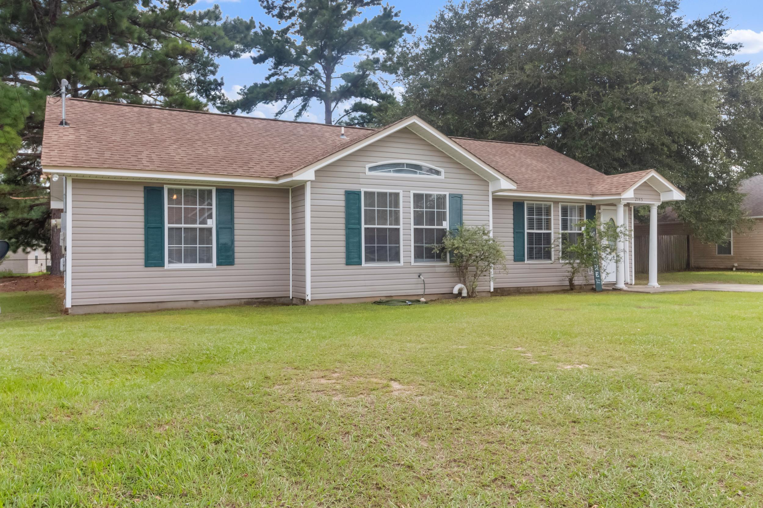 2145 Kennedy Lane — photo