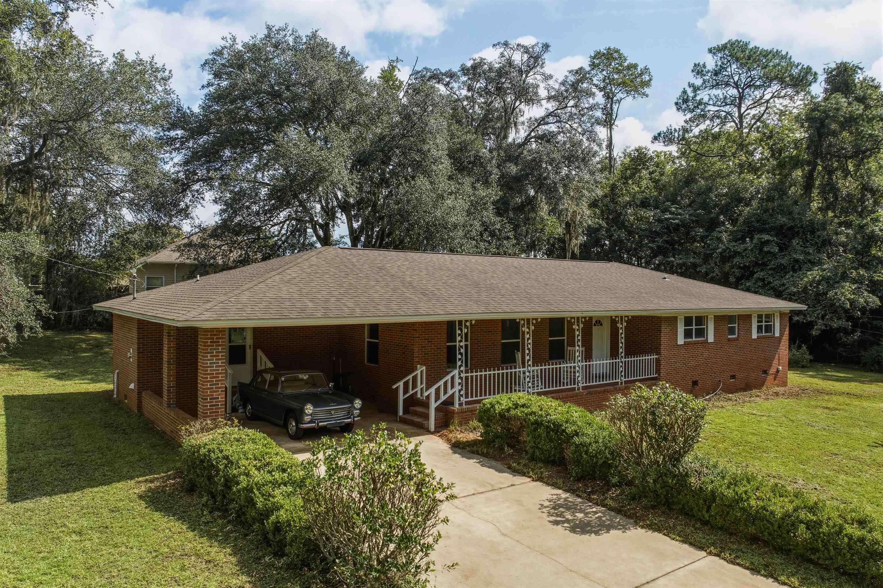 6010 Nabb Court — photo