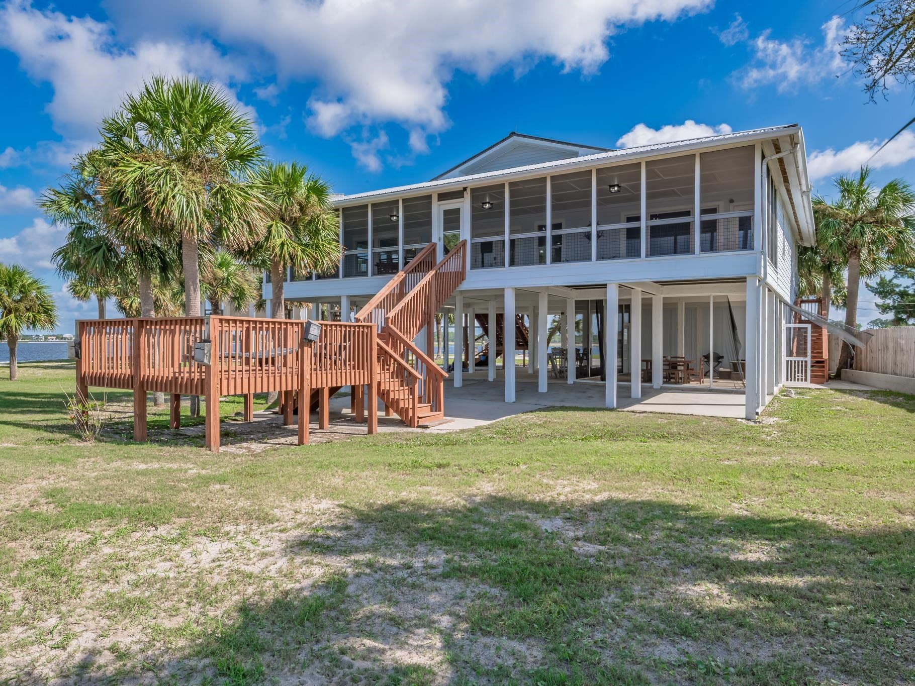 1645 Shell Point Road — photo