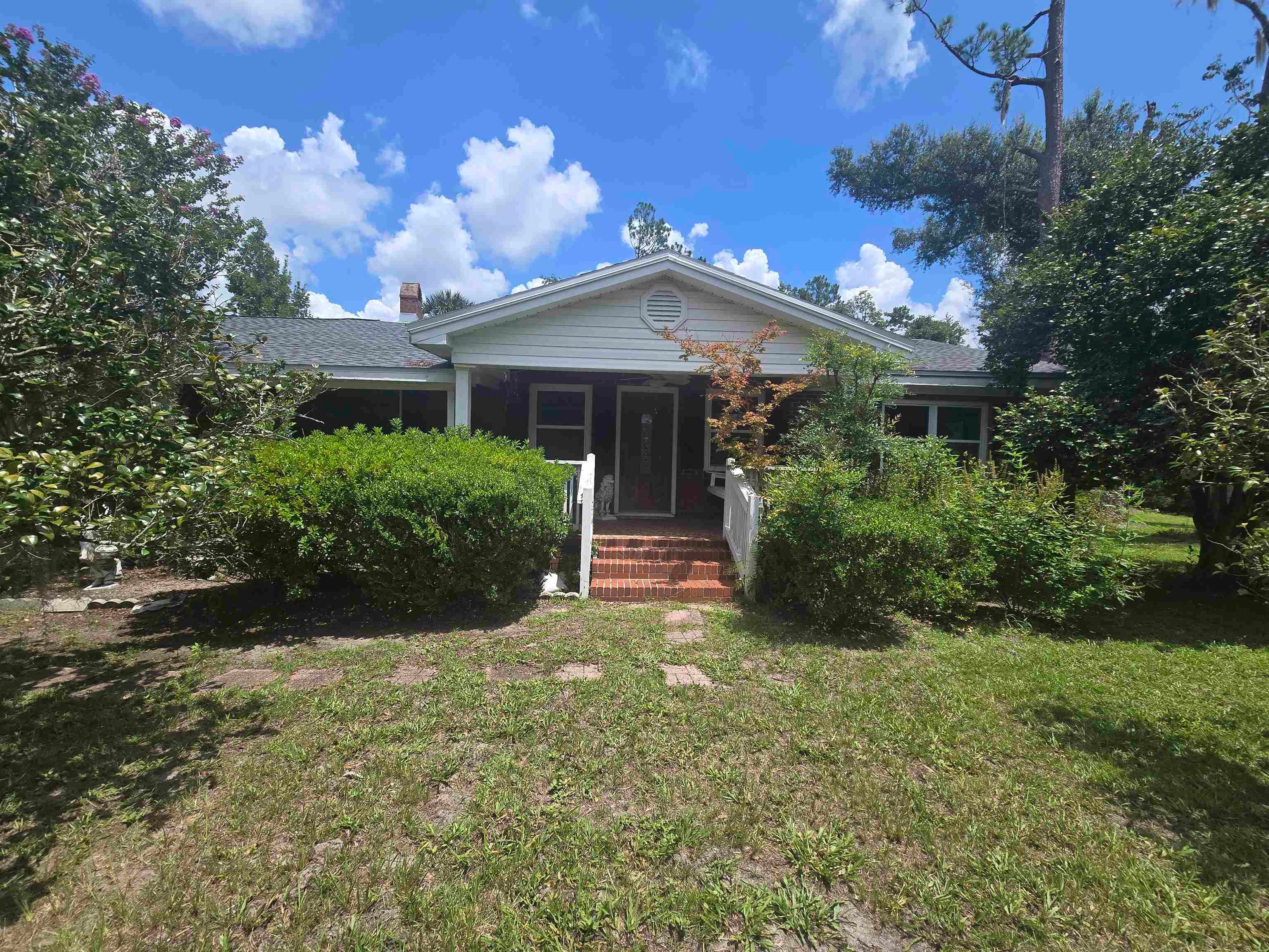 1946 N US 221 — photo