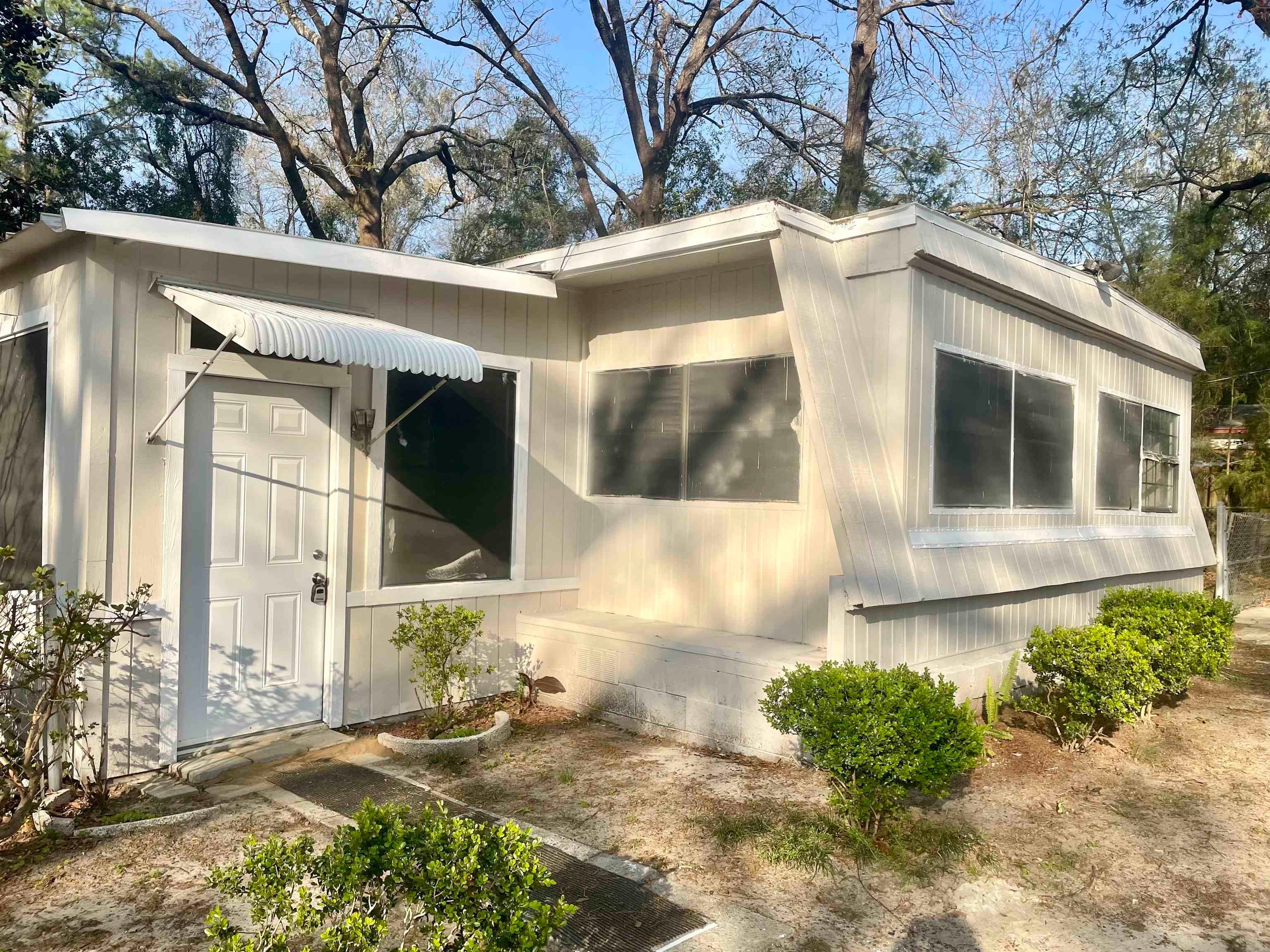1306 Dura Circle — photo