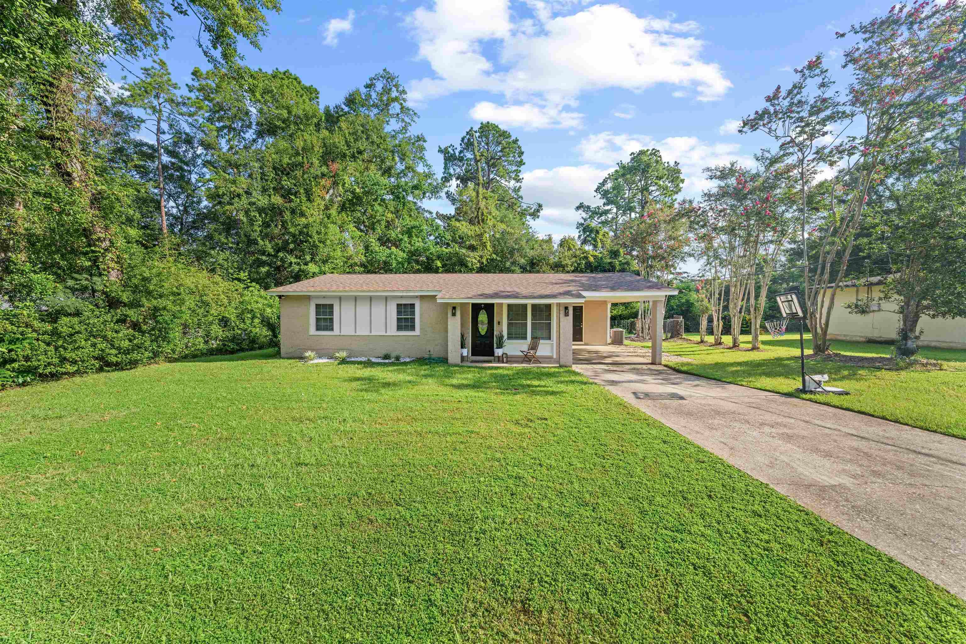 720 Kendall Drive — photo