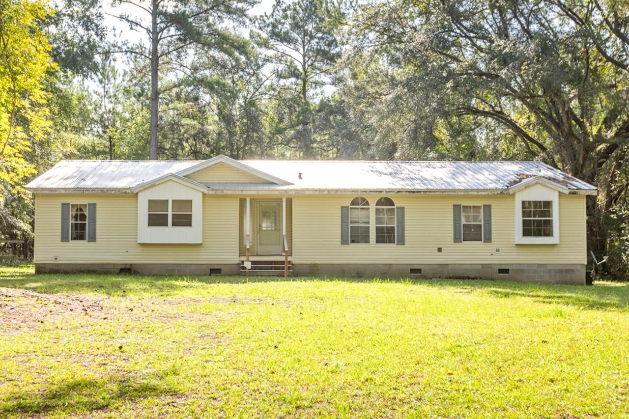112 Long Leaf Drive — photo
