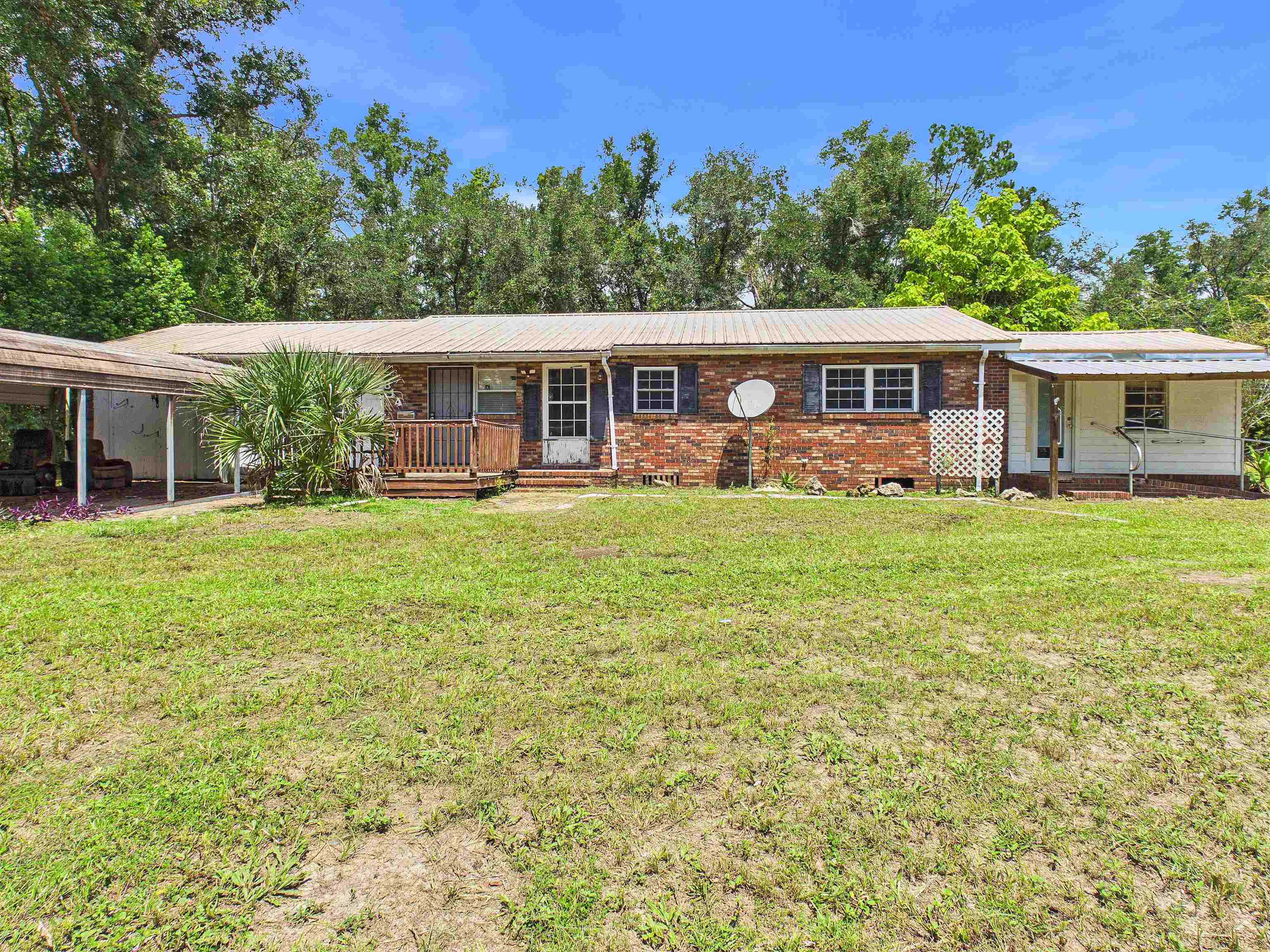 814 W Leon Street — photo