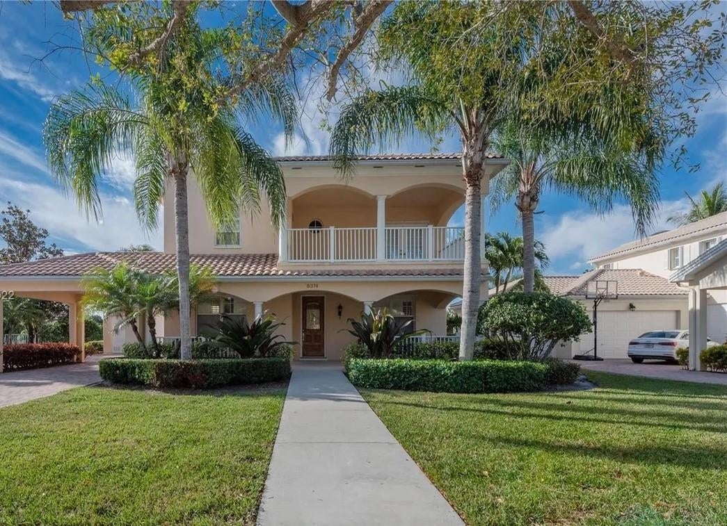 8374 Zanzibar Lane — photo