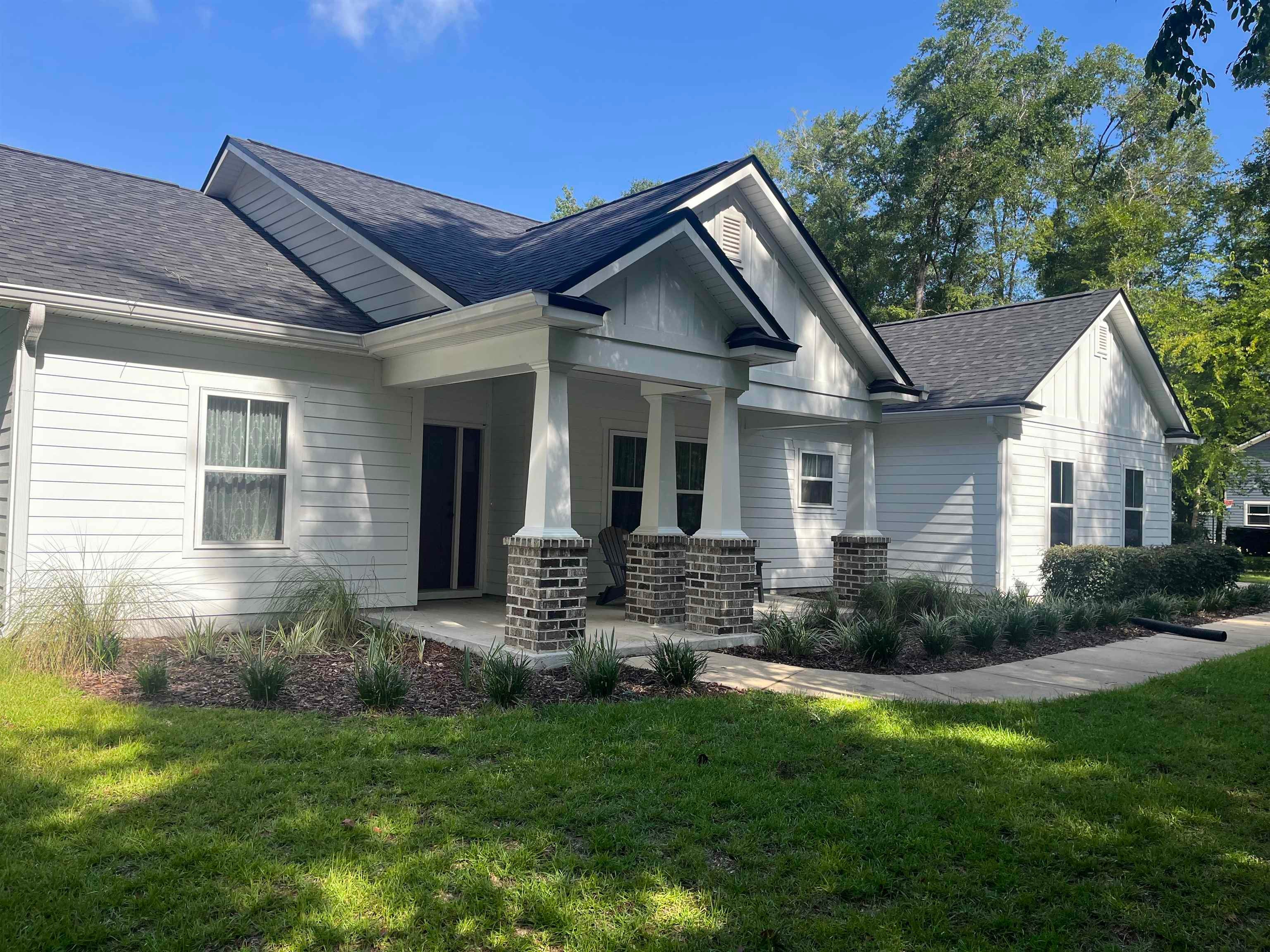 10 Apalachee — photo