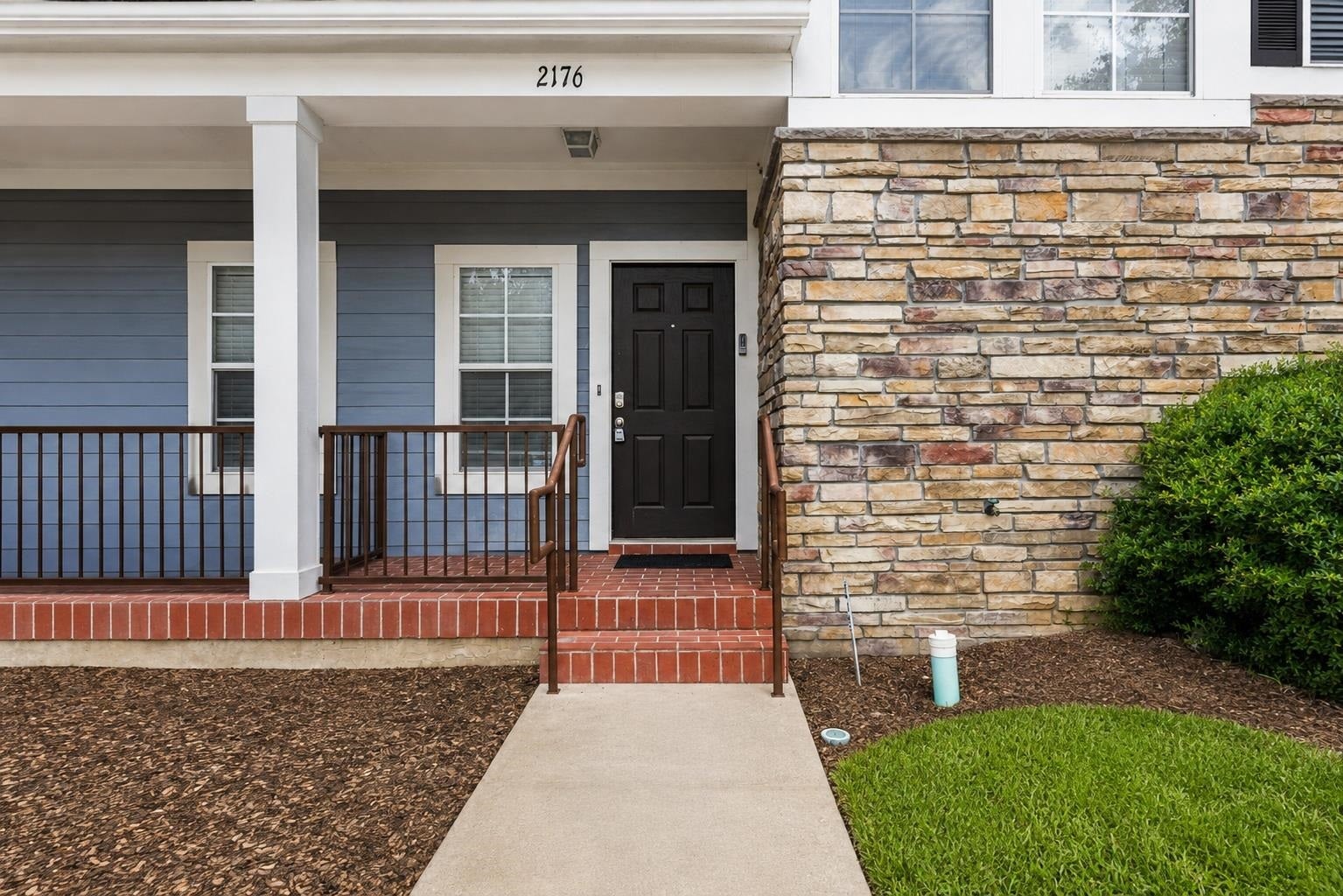 2176 Del Carmel Way — photo