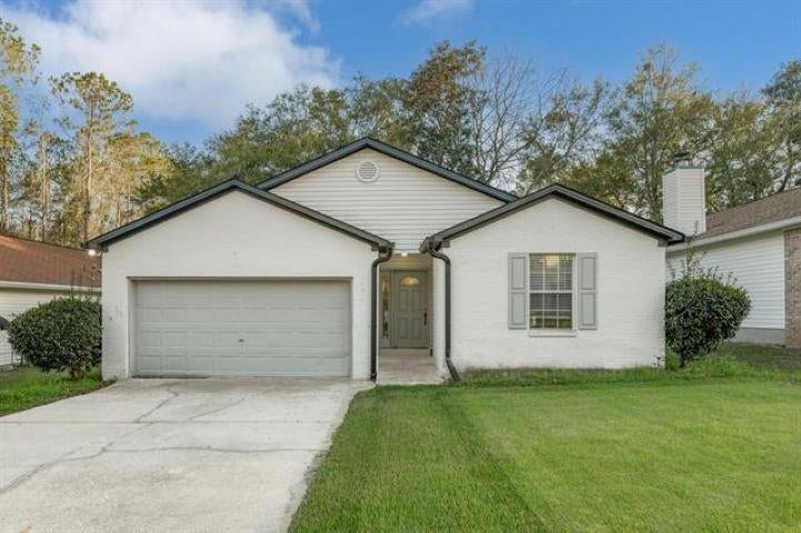 4517 Eltham Park — photo