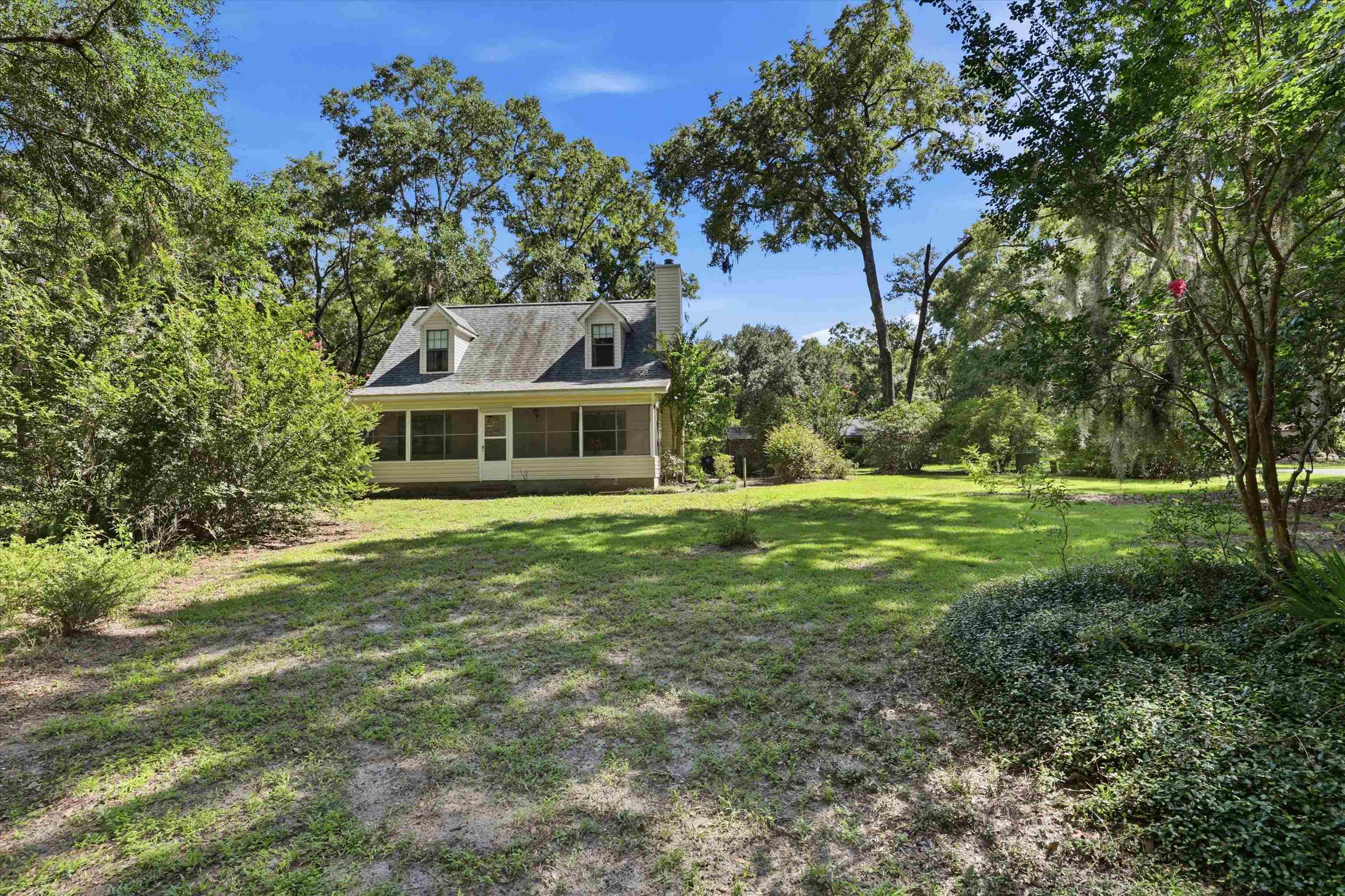 2758 Deborah Drive — photo