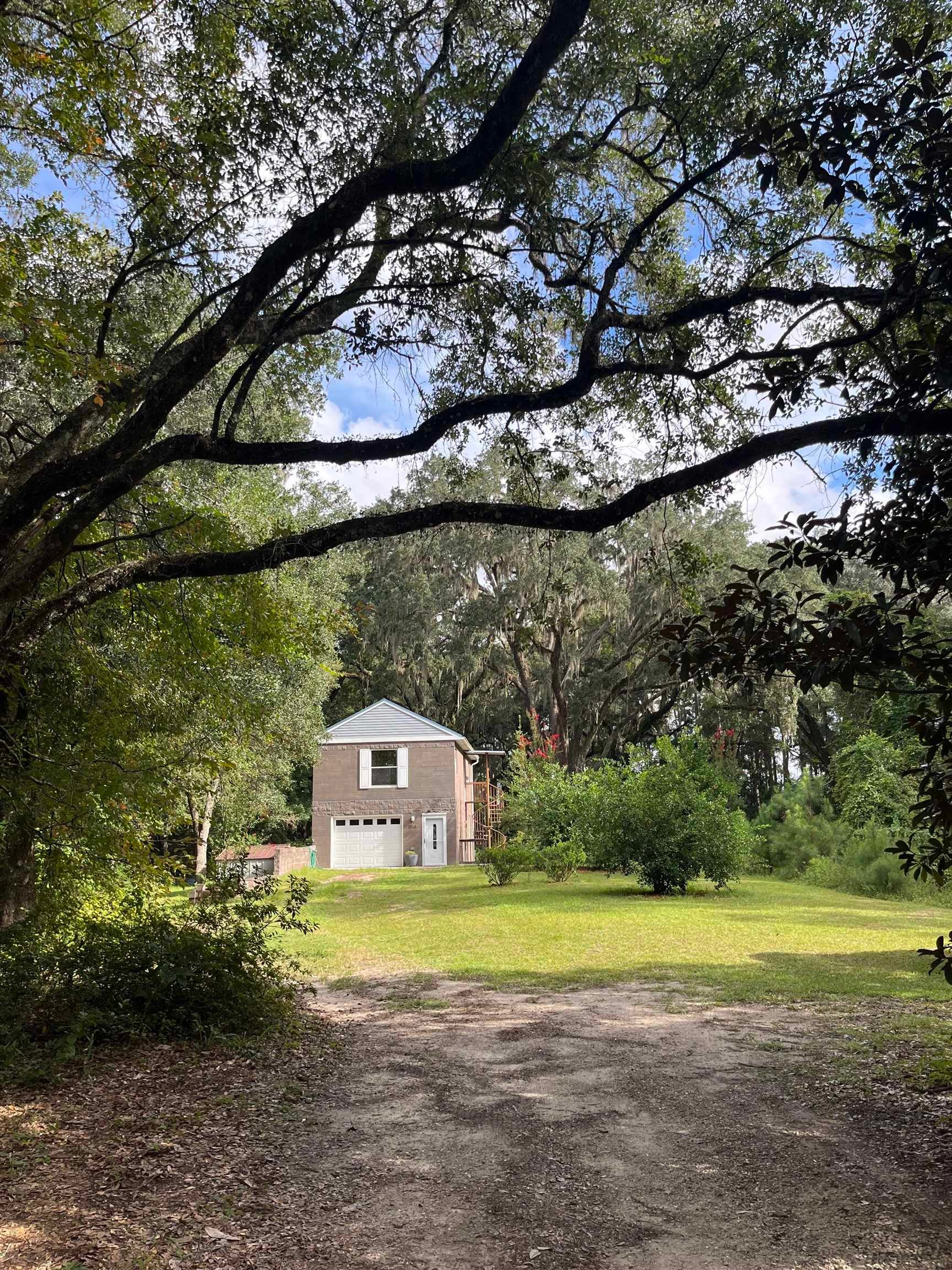 1858 Old Briar Trail — photo