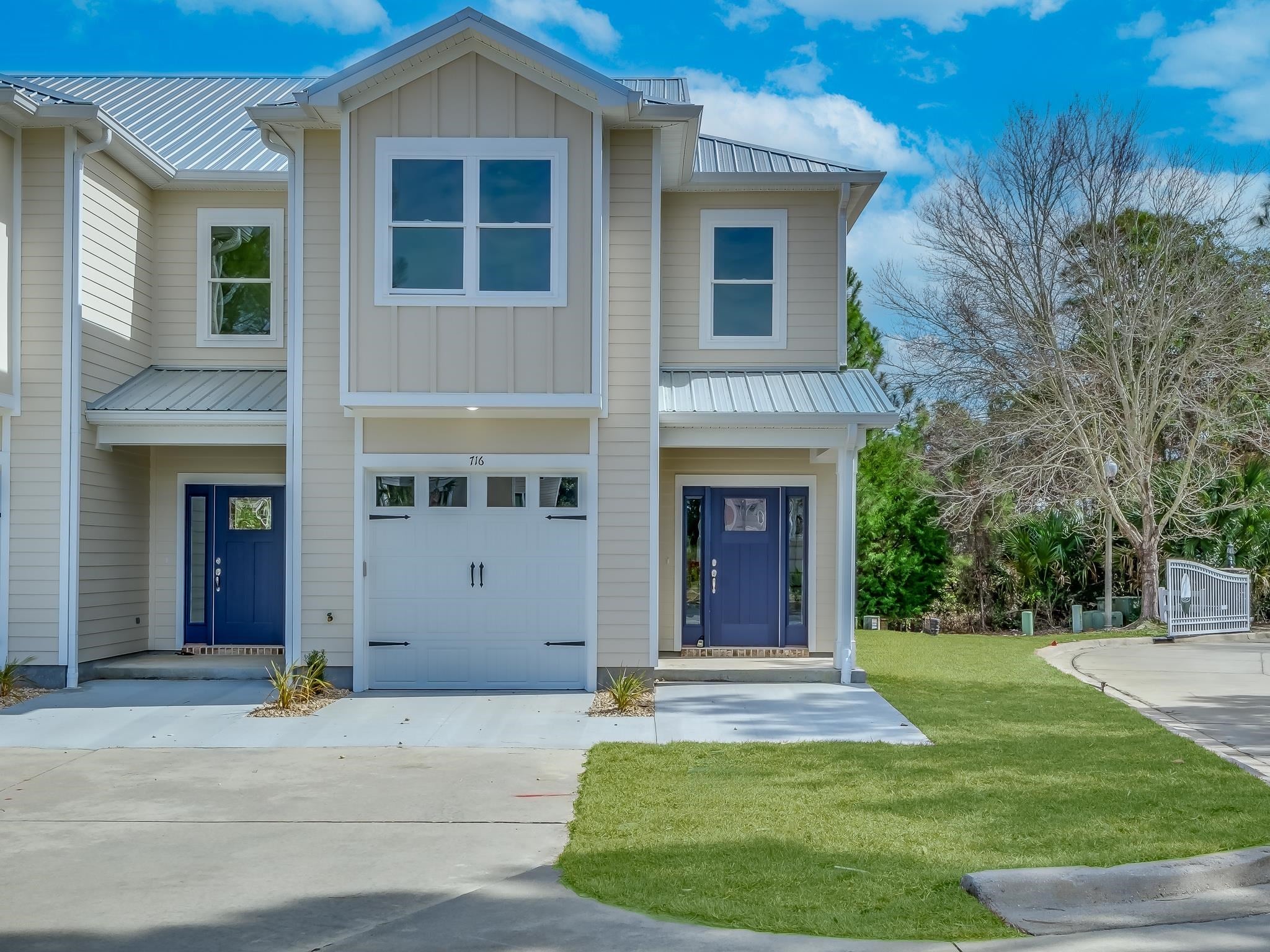 716 Eagles Way — photo