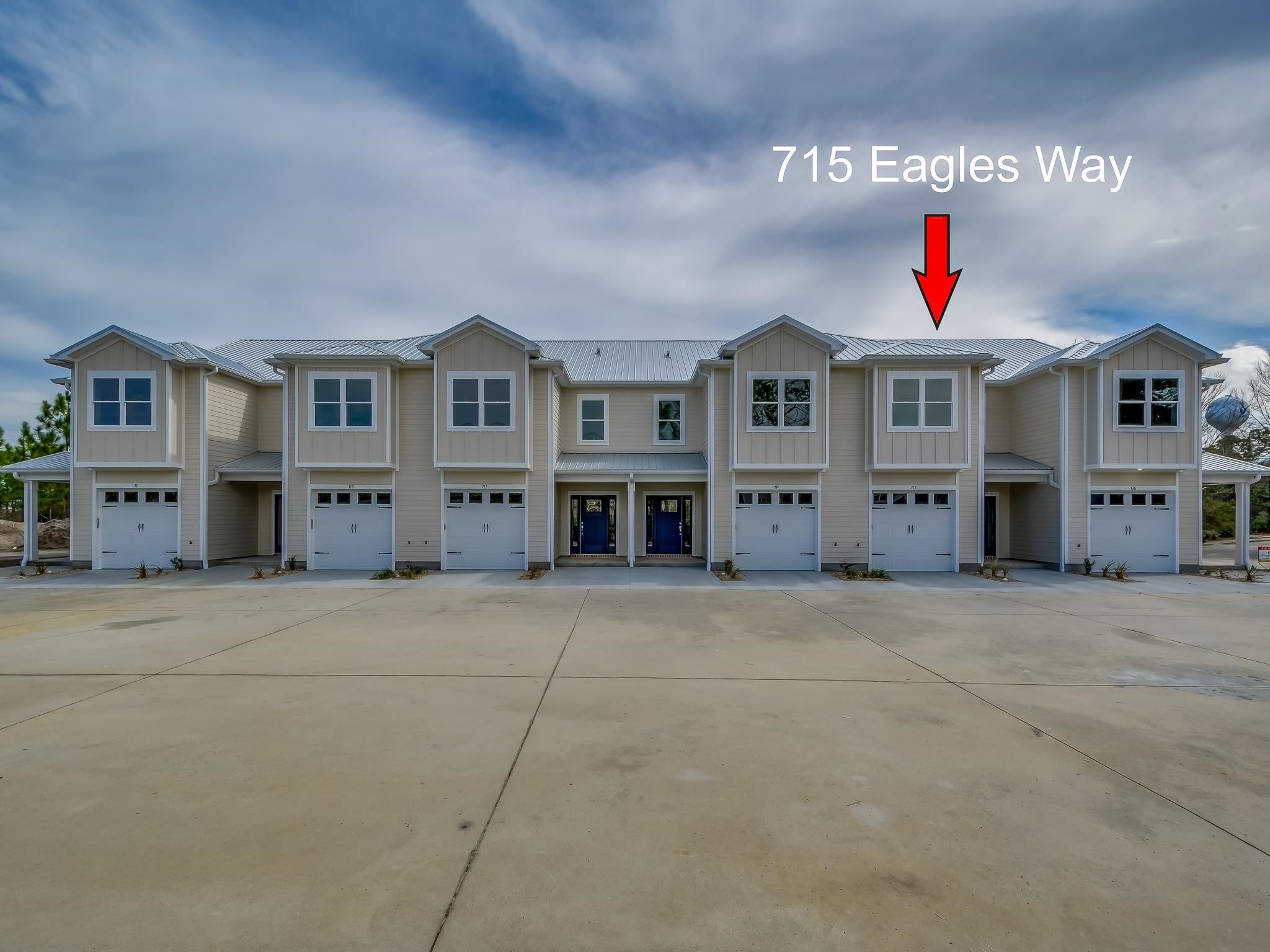 715 Eagles Way — photo