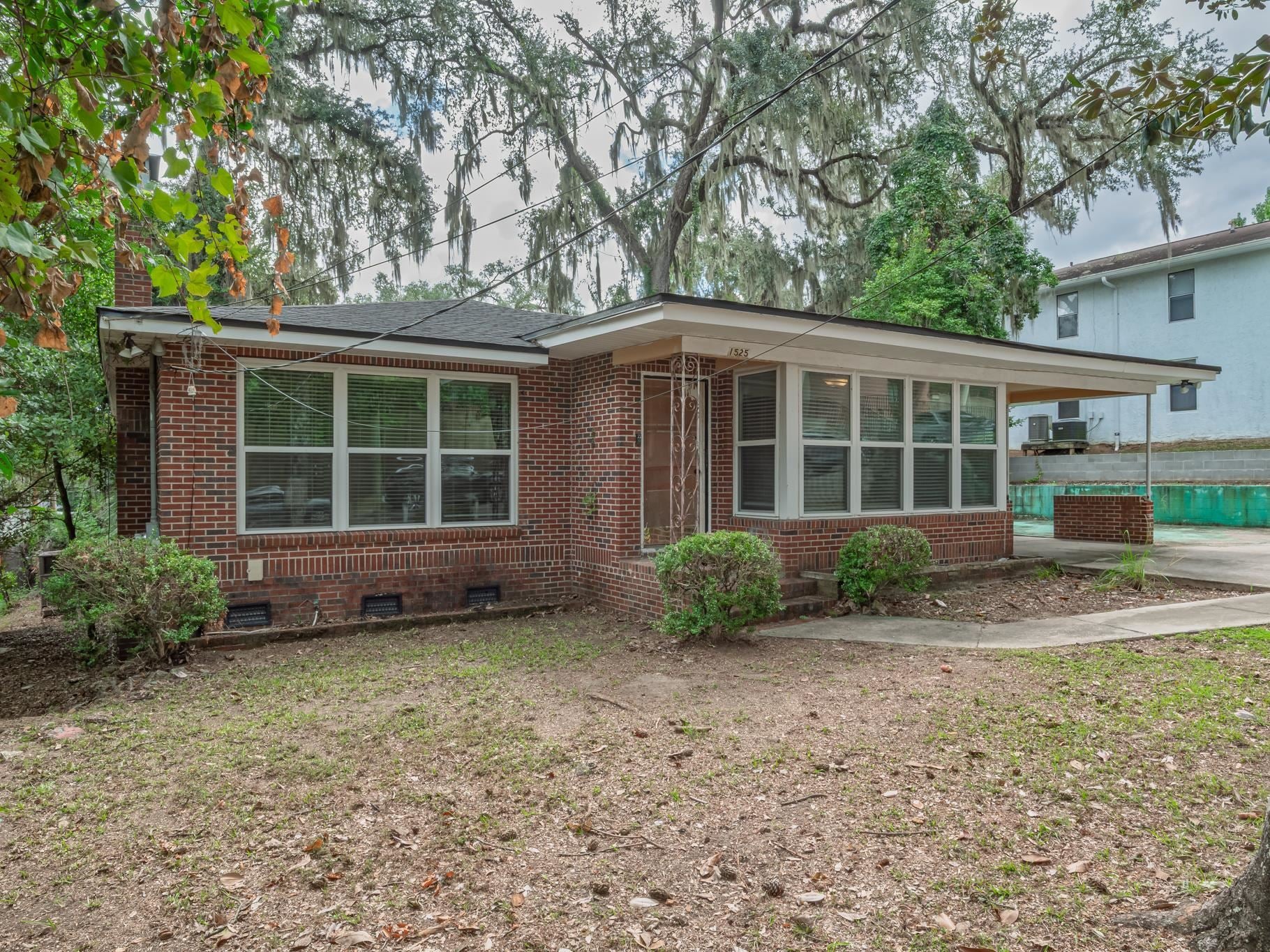 1525 S Carrie Pittman Meek Street — photo