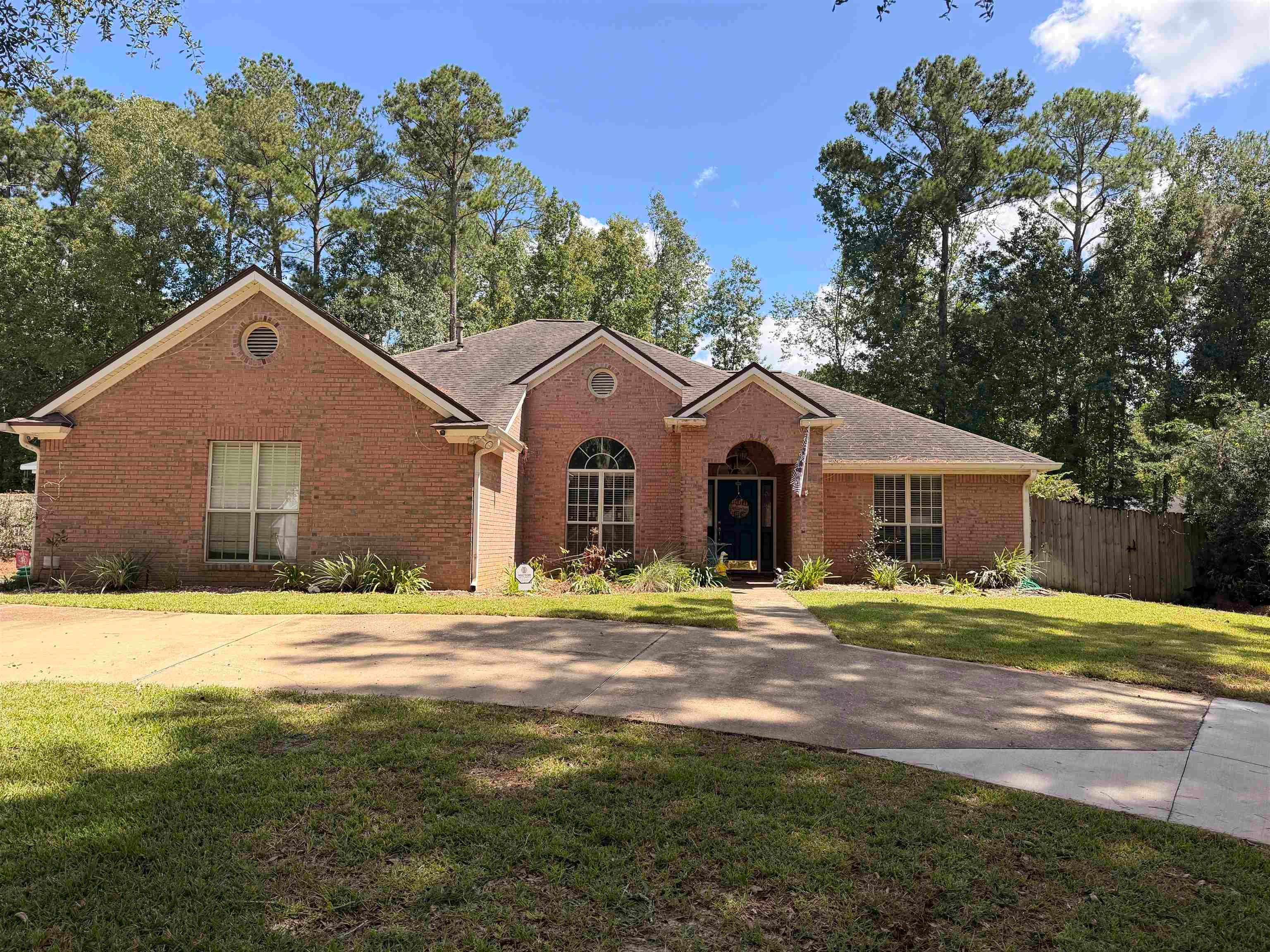 10017 Leafwood Drive — photo