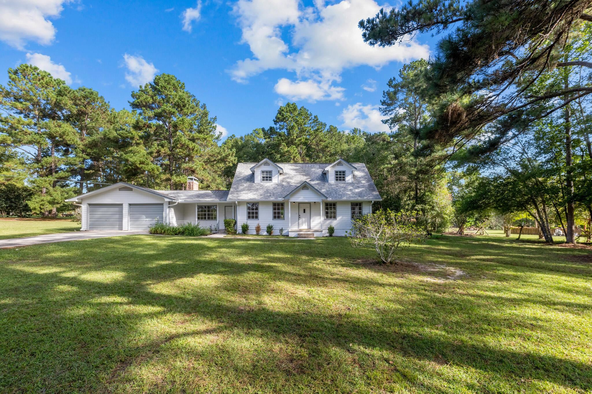 5076 Valley Farm Road — photo