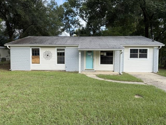 820 Flagg Street — photo