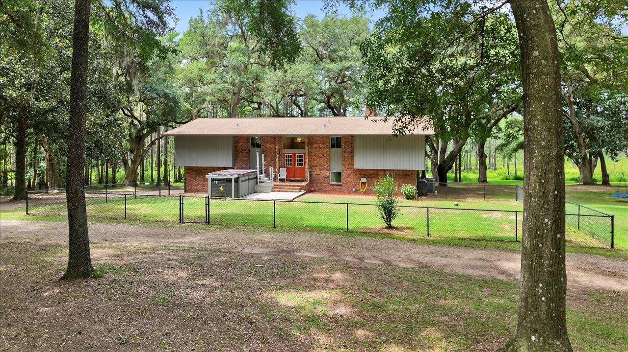 7737 Deepwood Trail — photo
