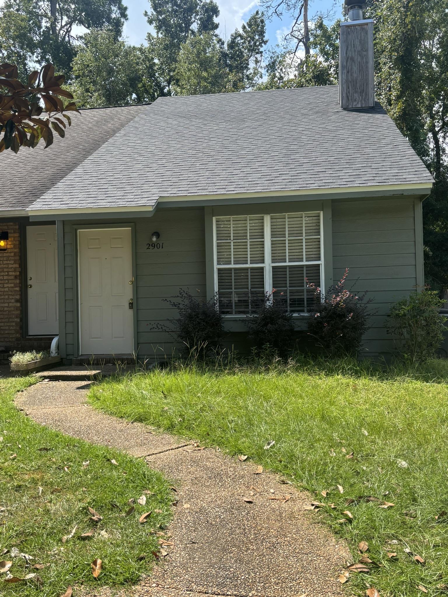 2901 S Richview Park Circle — photo