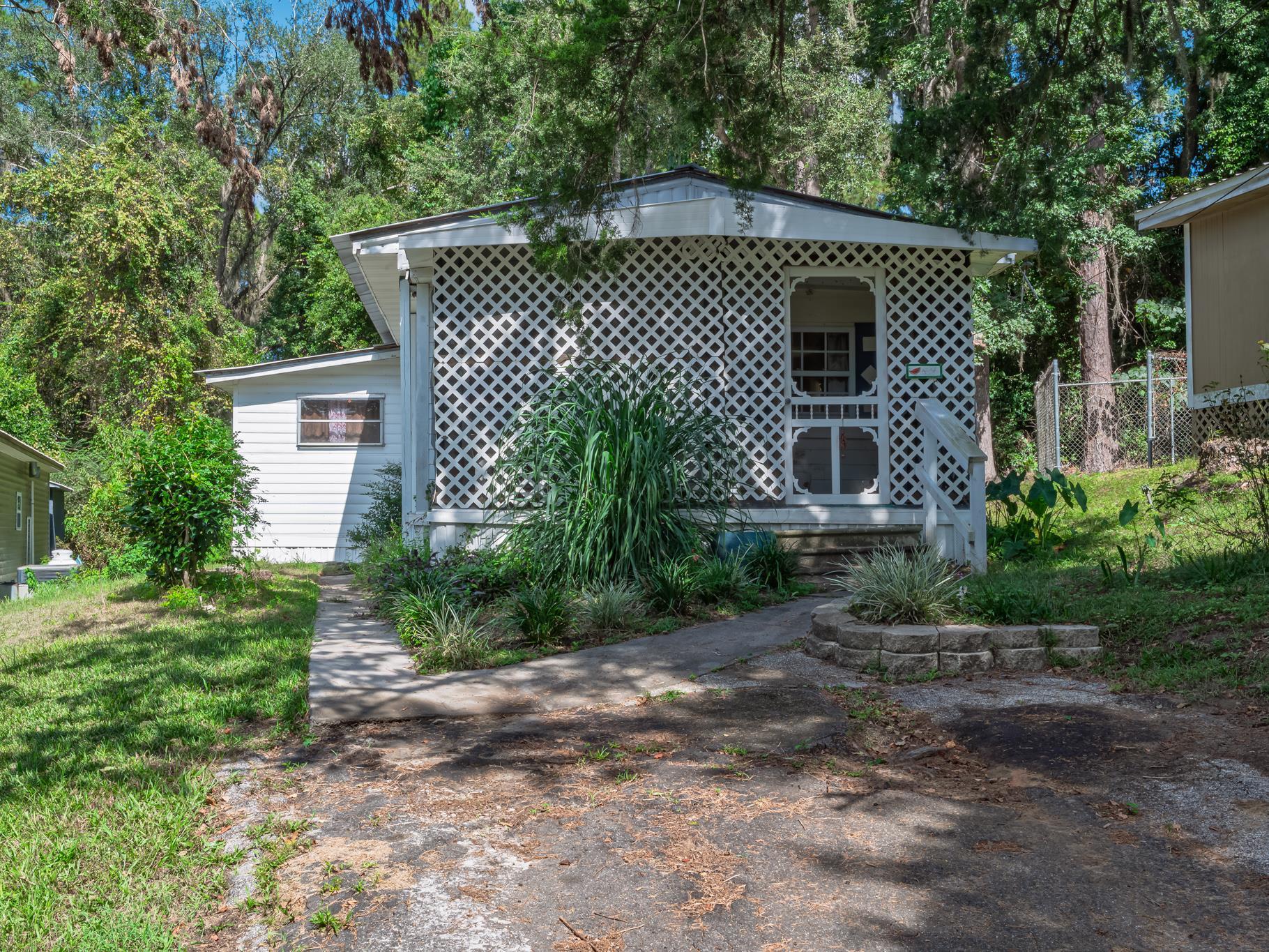 1809 Deertree Drive — photo