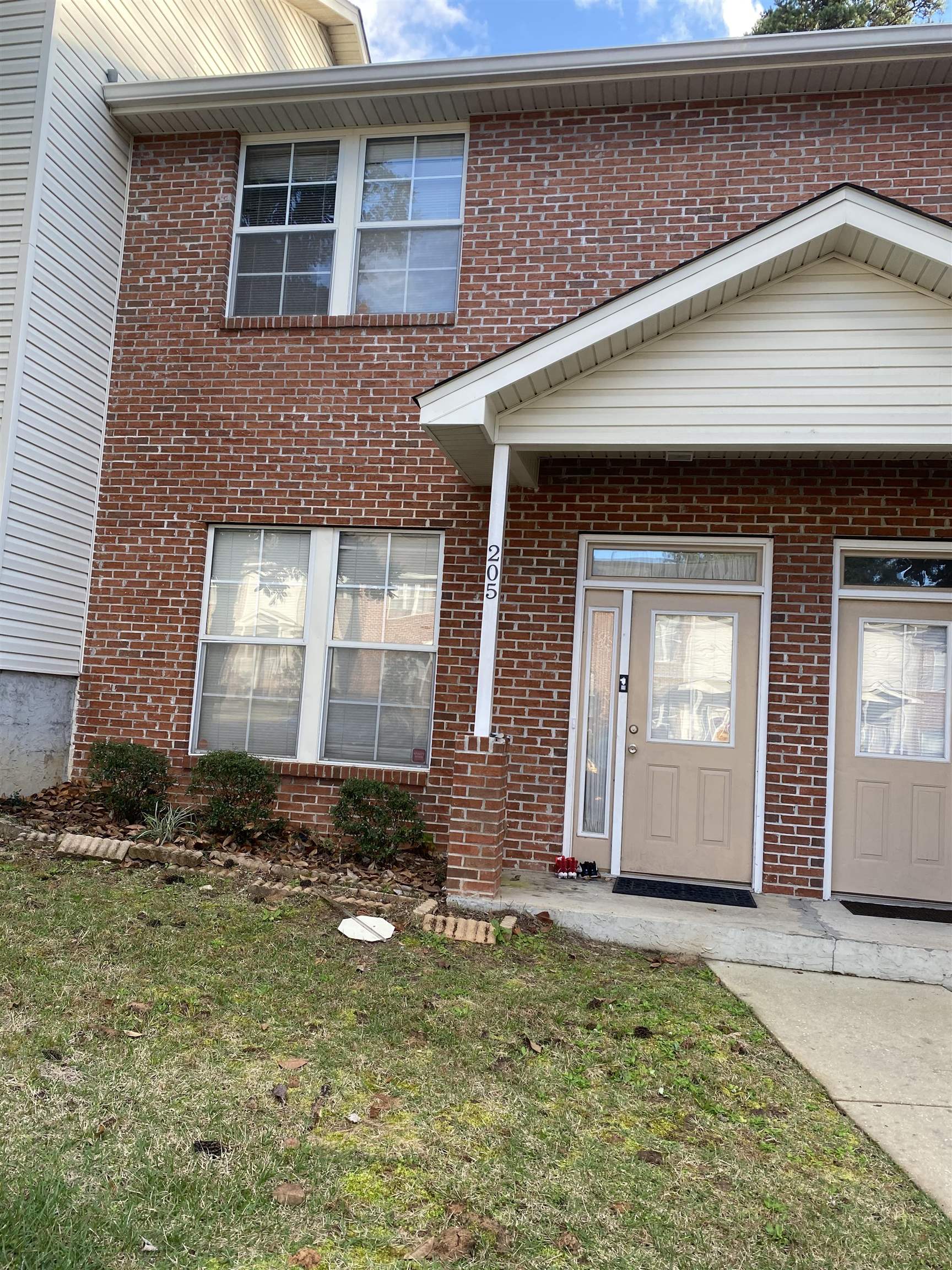 2014 Midyette Road — photo