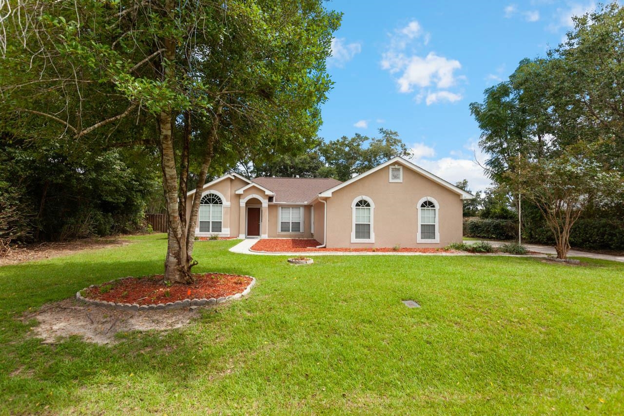 121 Duncan Drive — photo