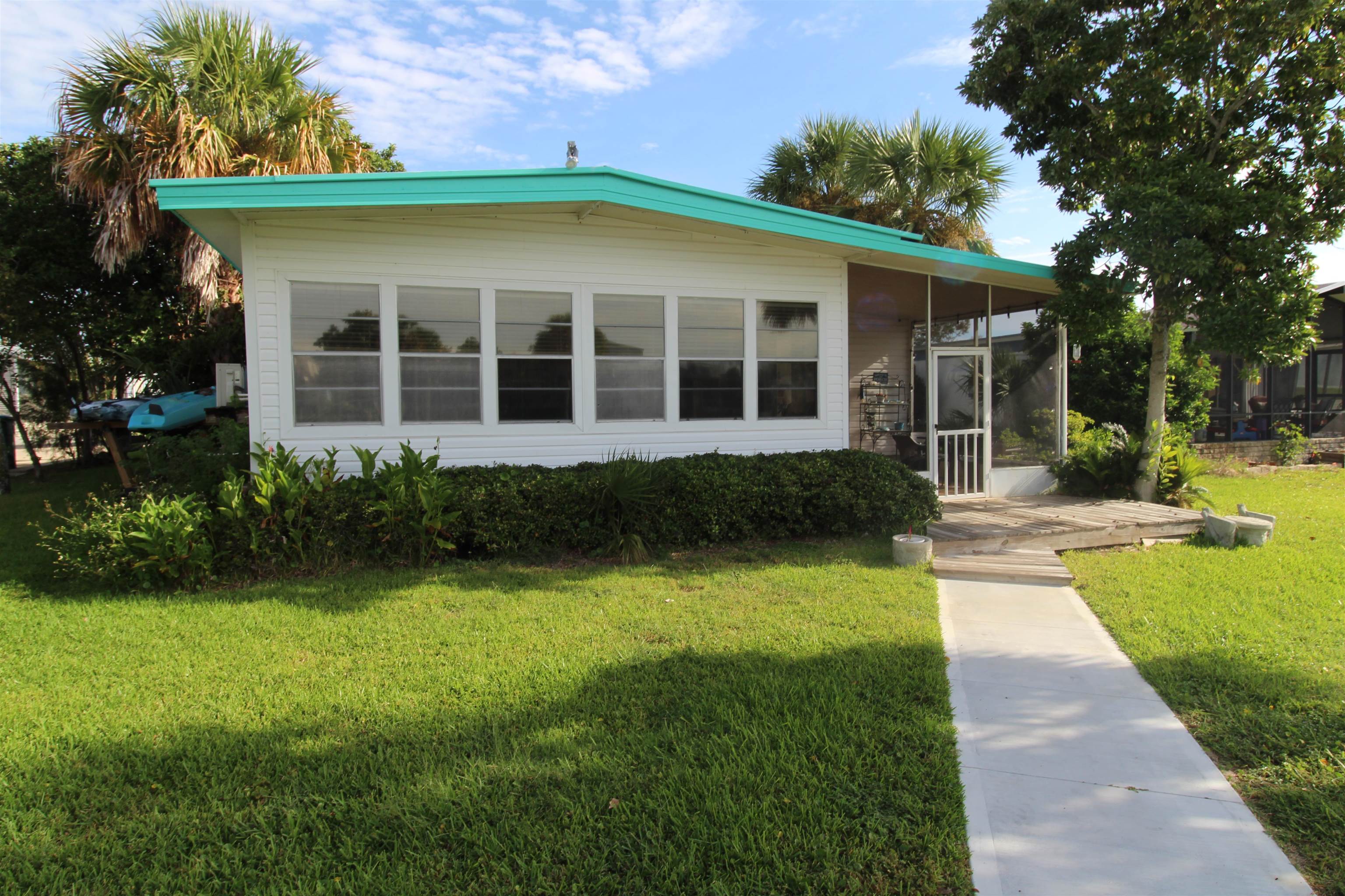 55 Connie Drive — photo