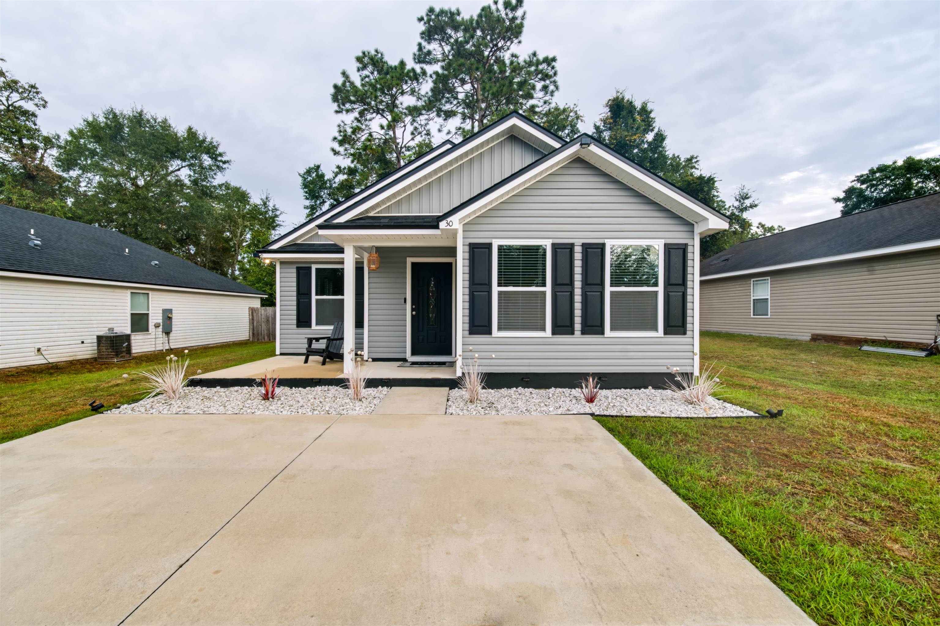 30 Maple Drive — photo