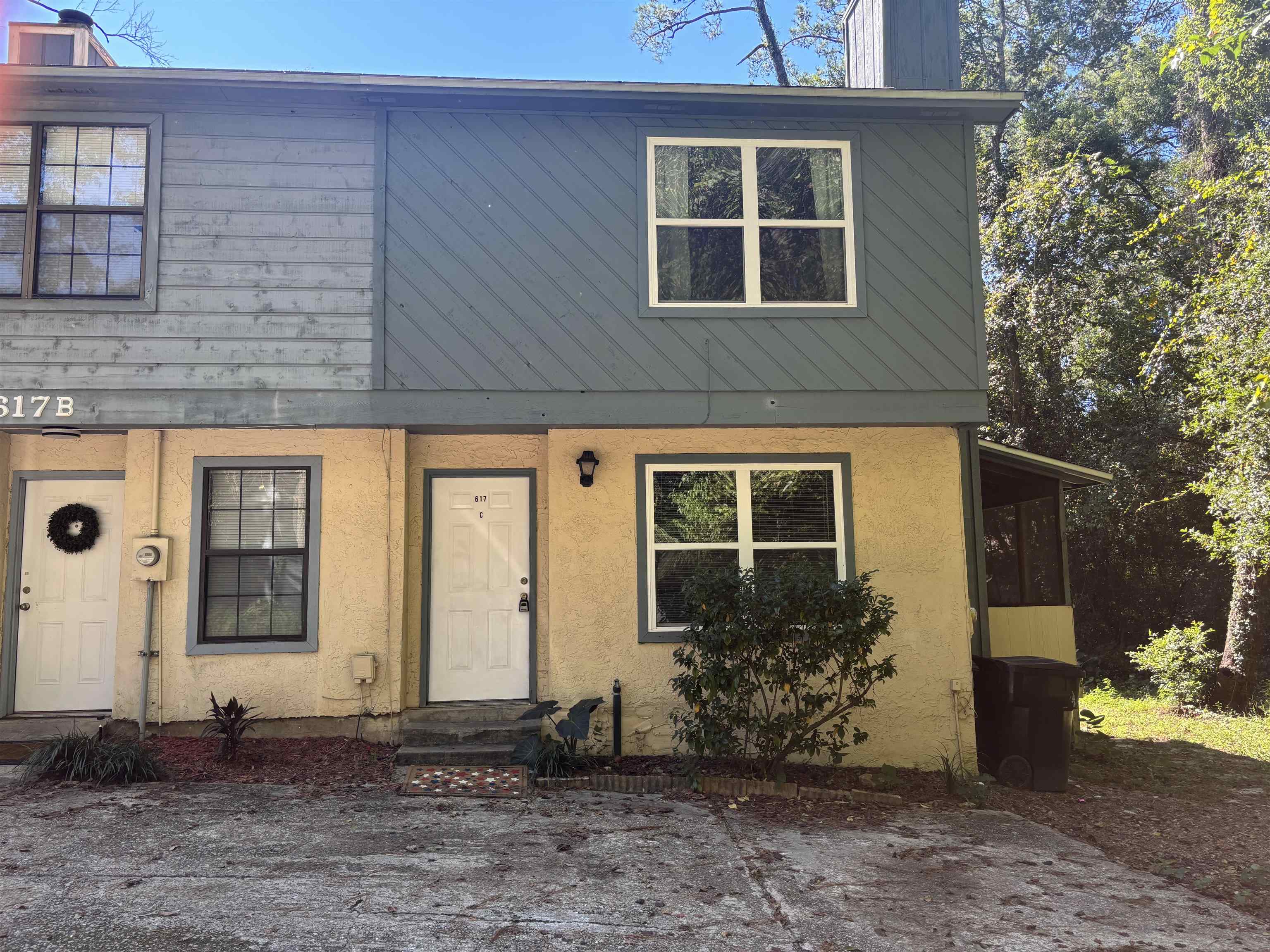 617 Plymouth Court Unit C — photo