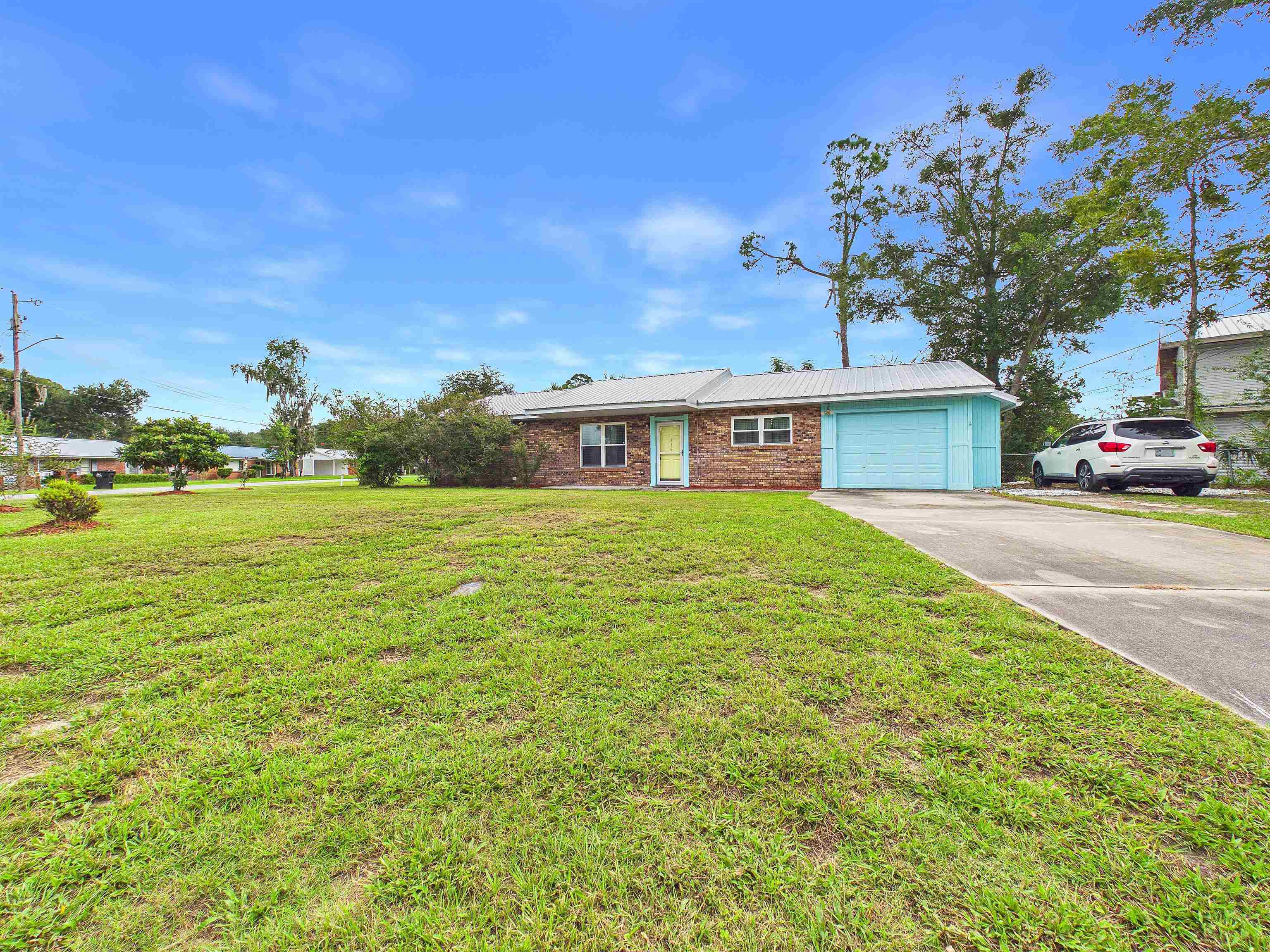 816 E Cherry Street, Perry, FL 32348 — photo 2
