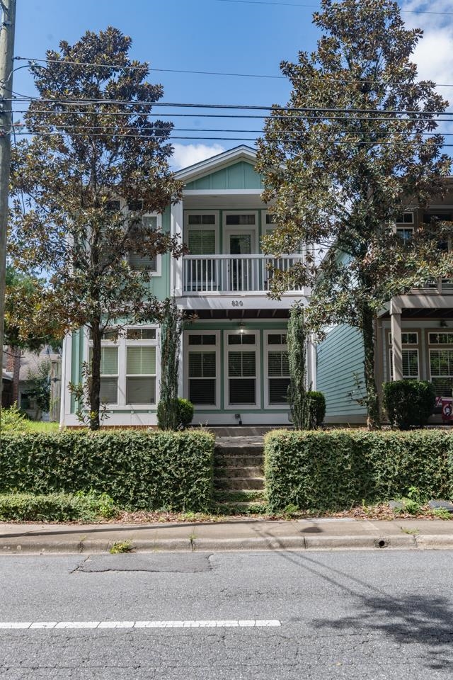 820 N Duval Street — photo