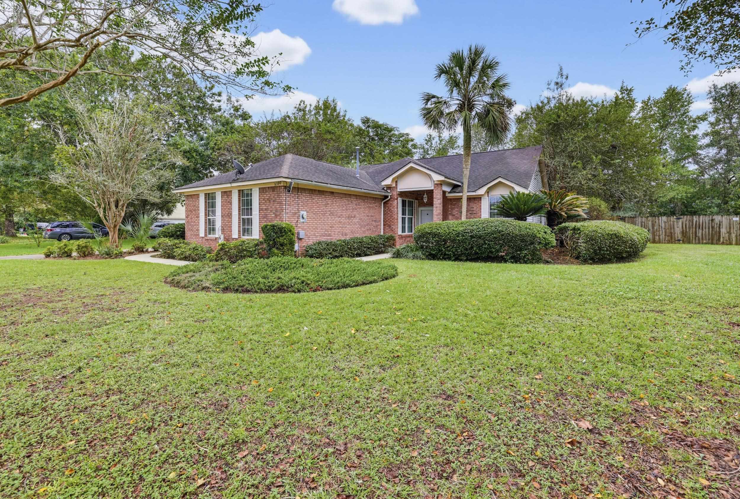 5390 Pedrick Crossing Drive — photo