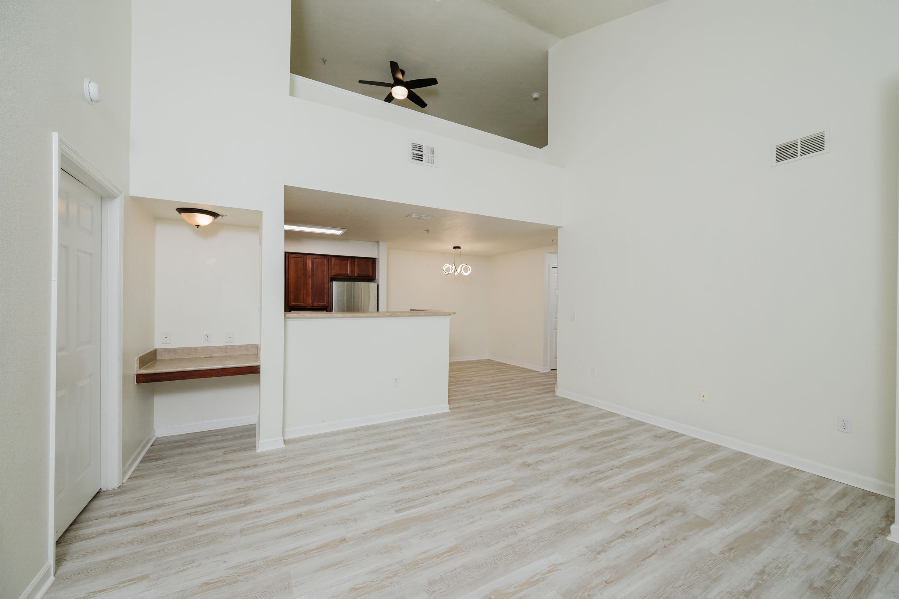 2801 Chancellorsville Drive Unit 328 — photo