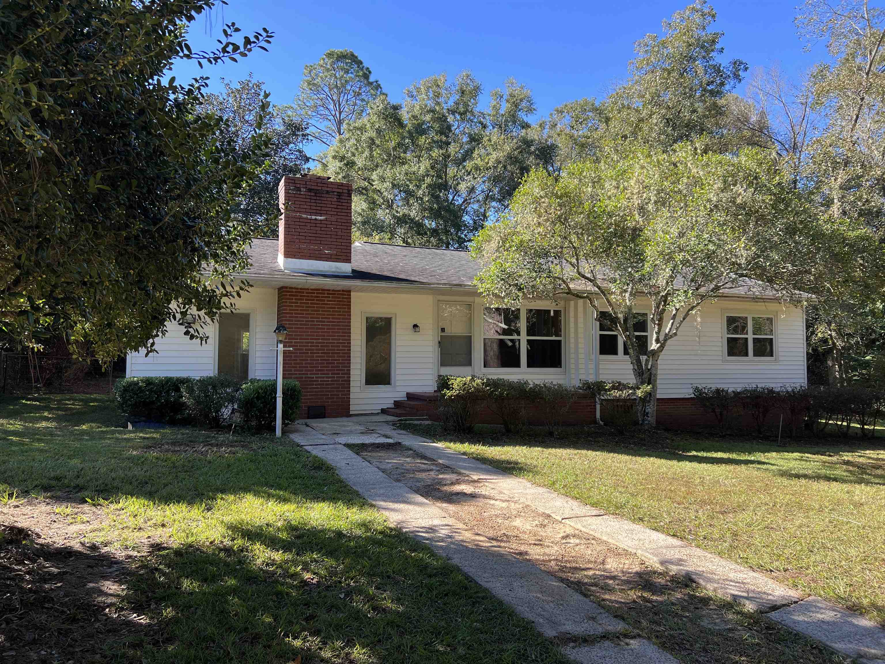 1835 W Washington Street — photo