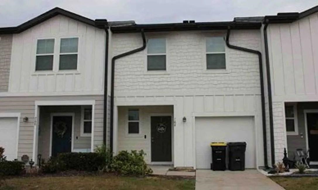 764 Madison Drive — photo