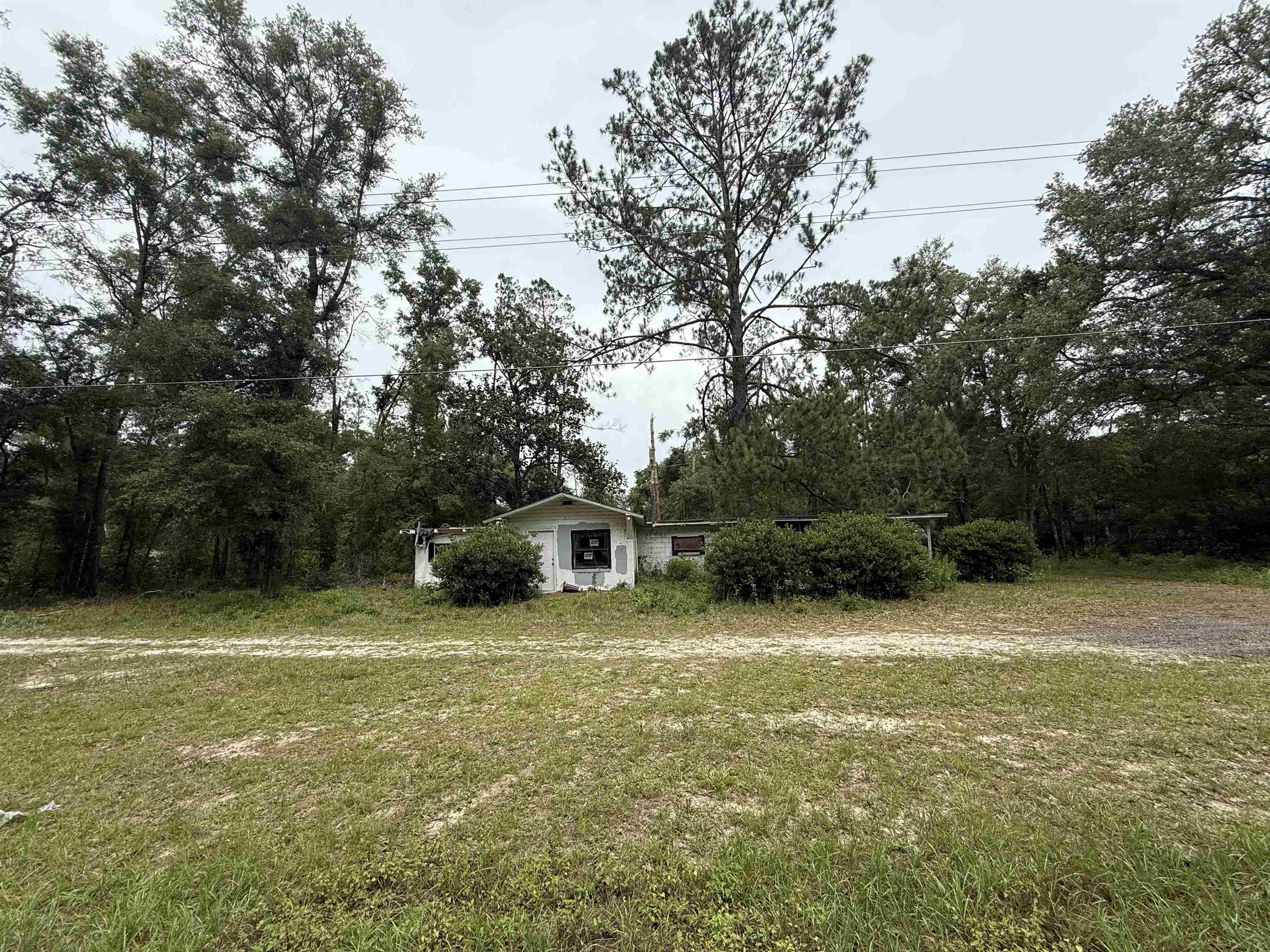 8637 Wakulla Springs Road — photo