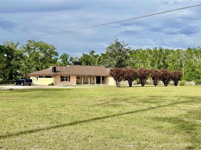 1460 E Green Street — photo