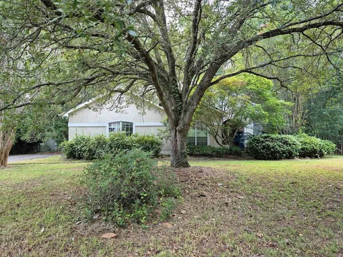 3493 Hyde Park Way — photo
