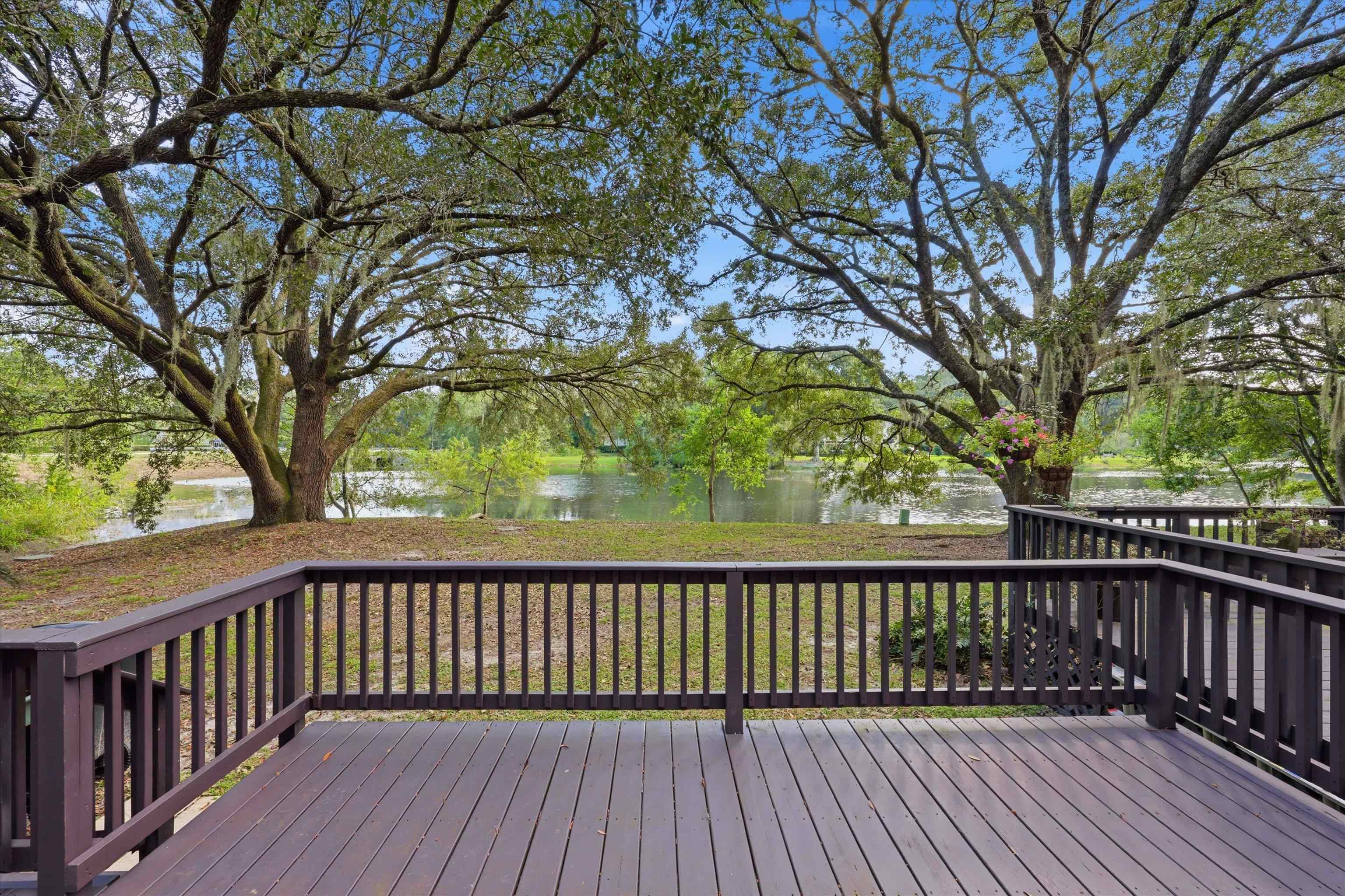 4411 Stratfordshire Court — photo