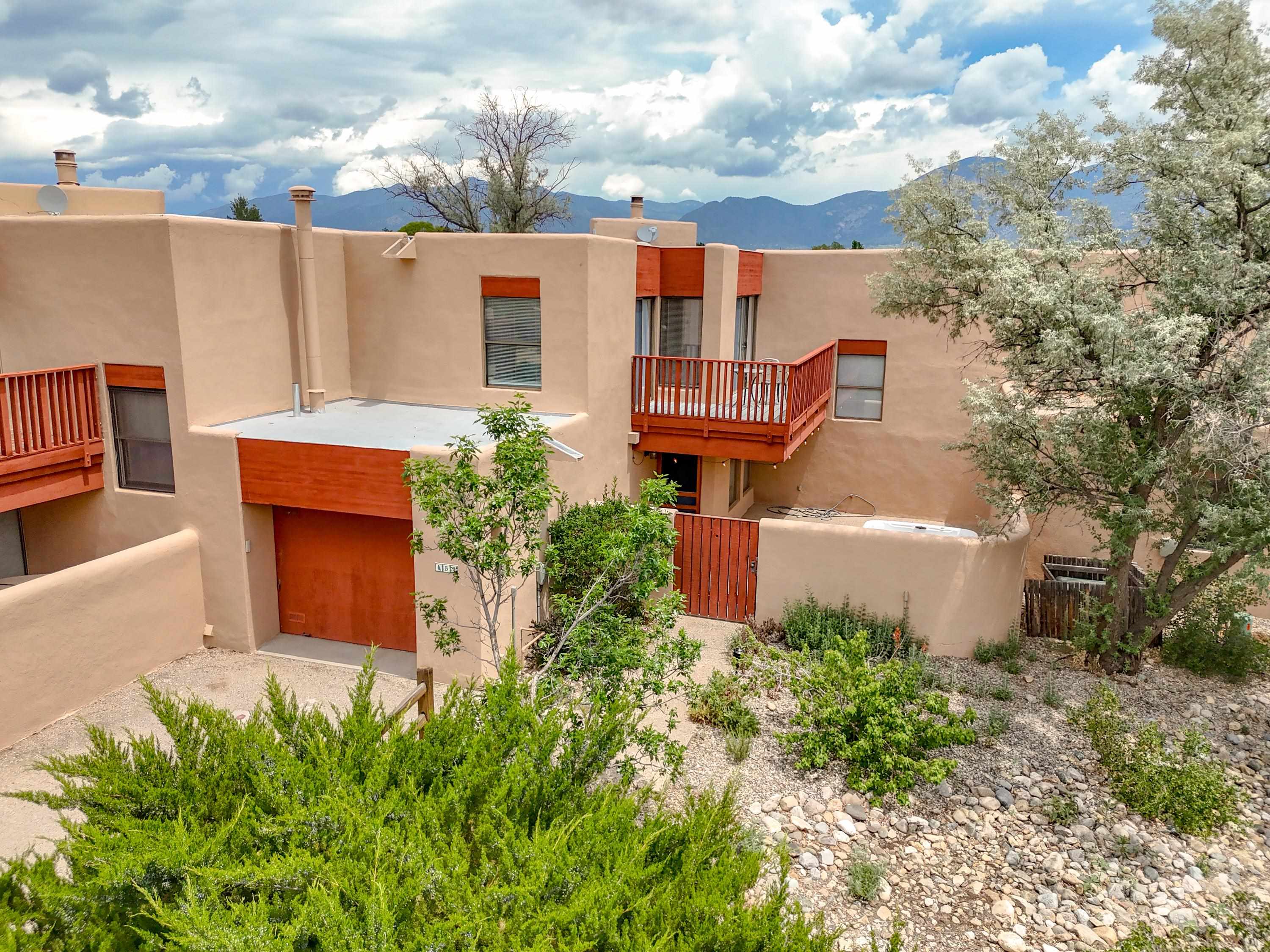10 Comanche Court B2 B-2 — photo