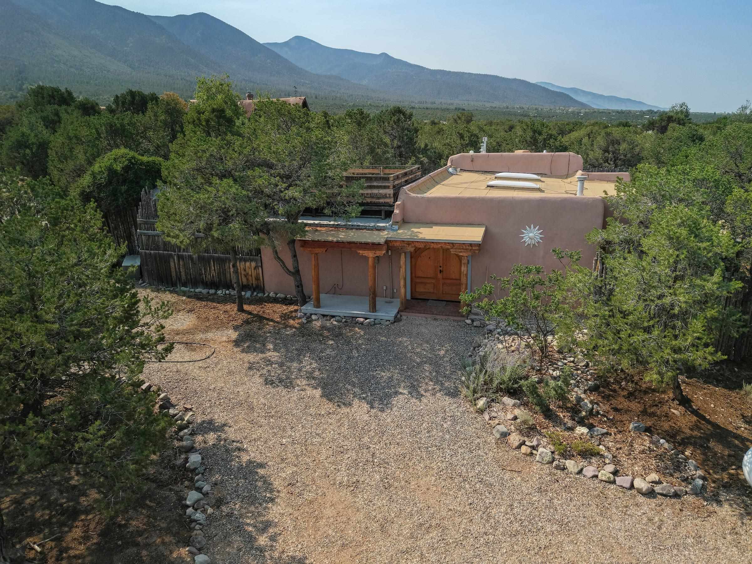 21 Two Rocks Road — photo