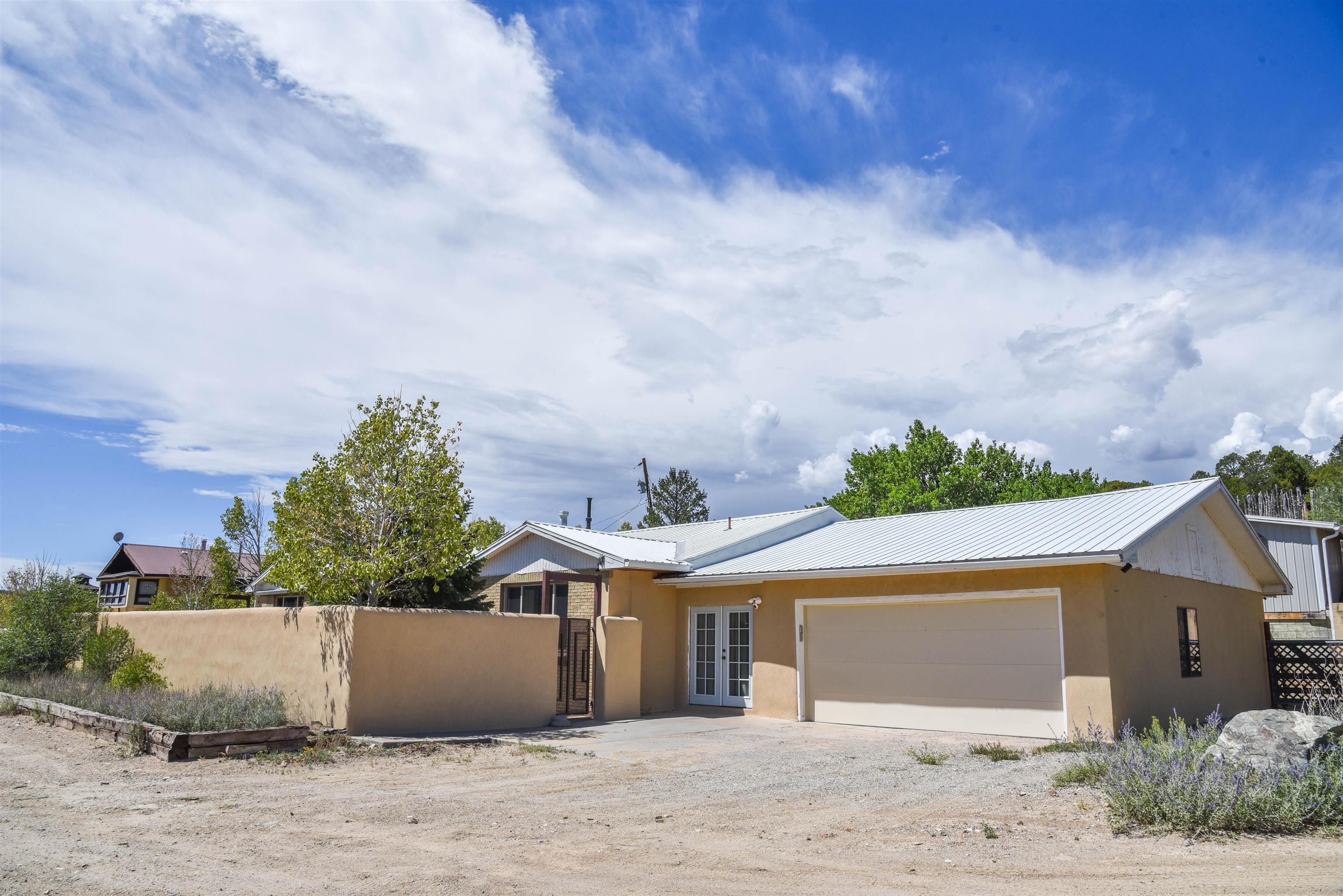 14 Hillside Dr — photo