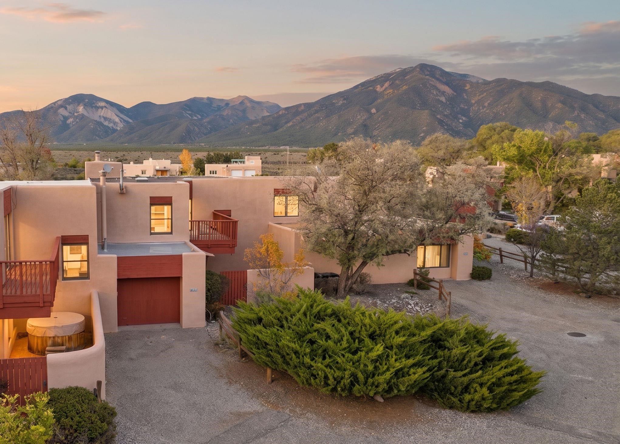 10 Comanche Court B2 — photo
