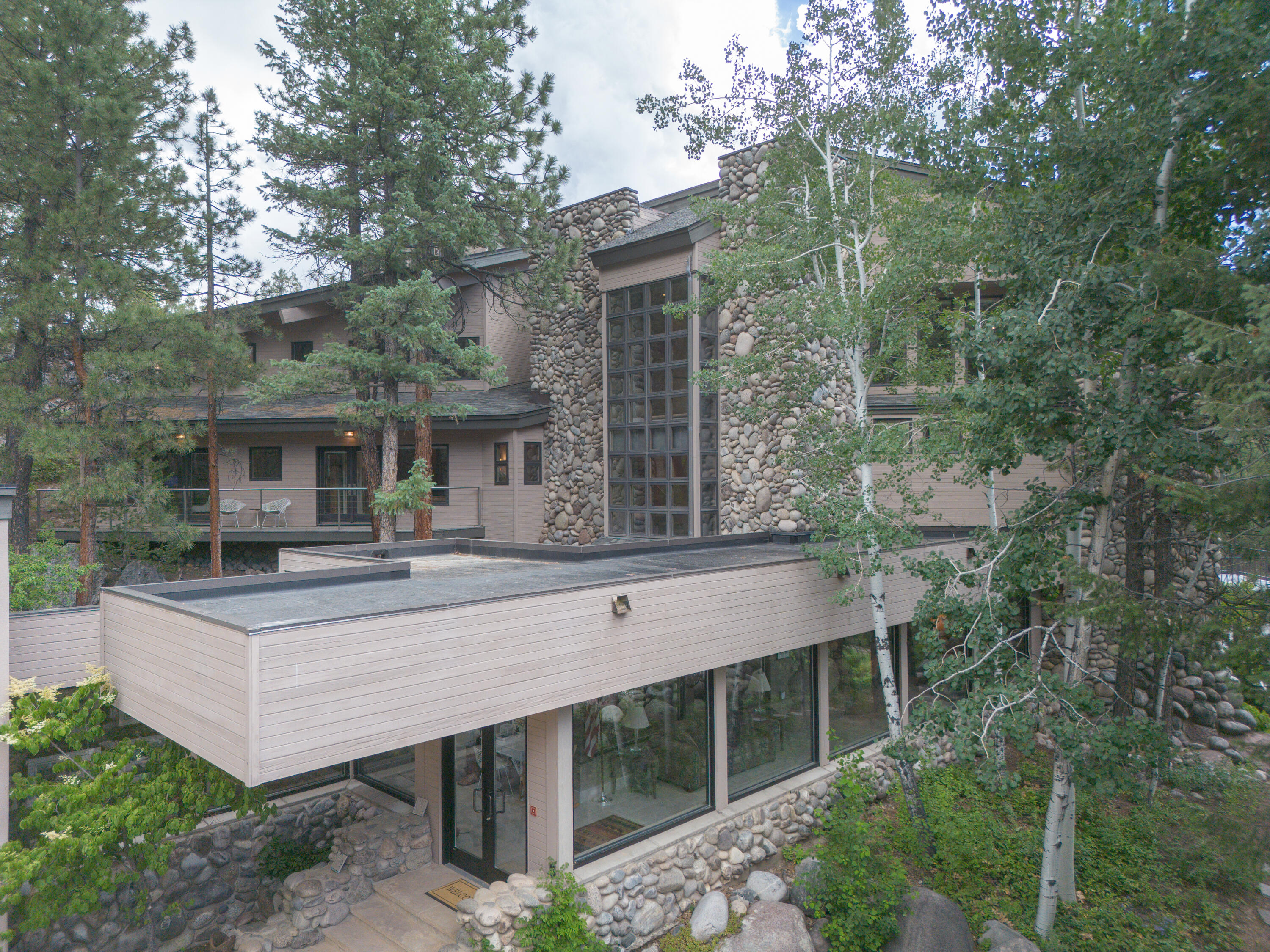 163 Peregrine Drive — photo
