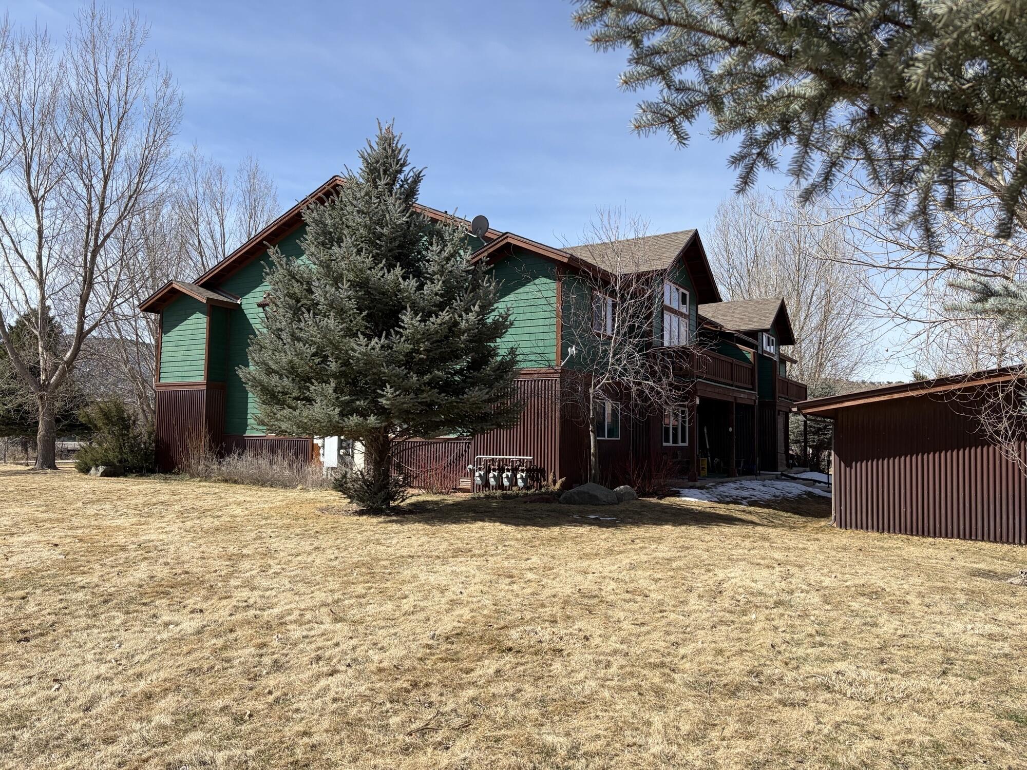 520 Redcliff Circle — photo