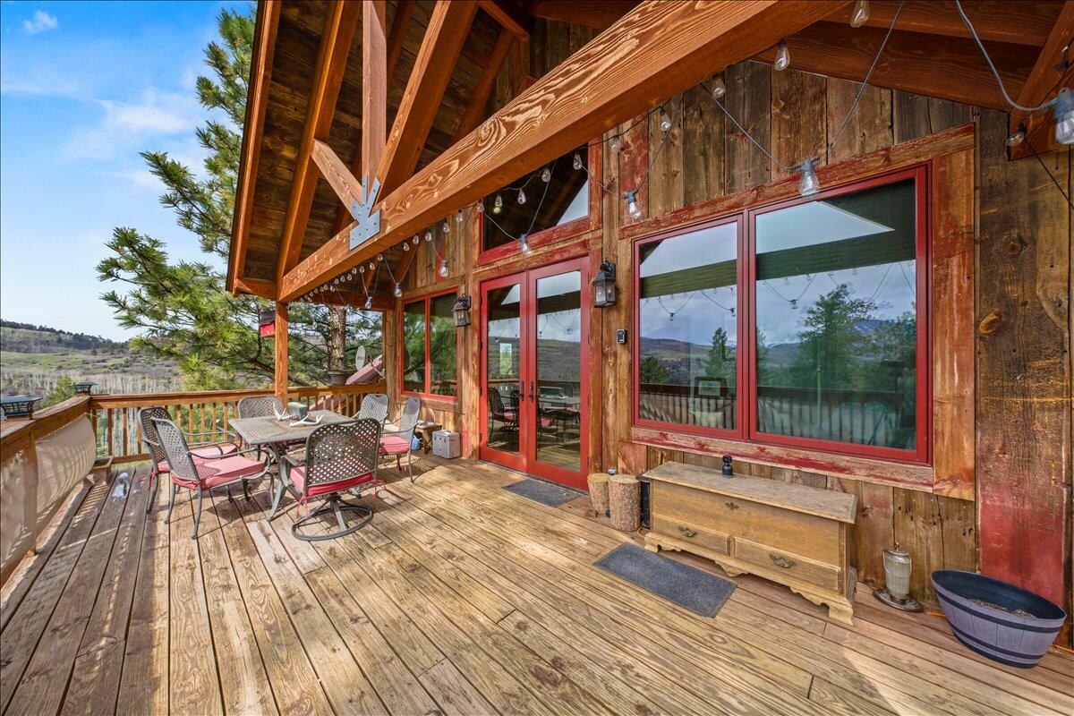 1685 Green Meadows Lane — photo