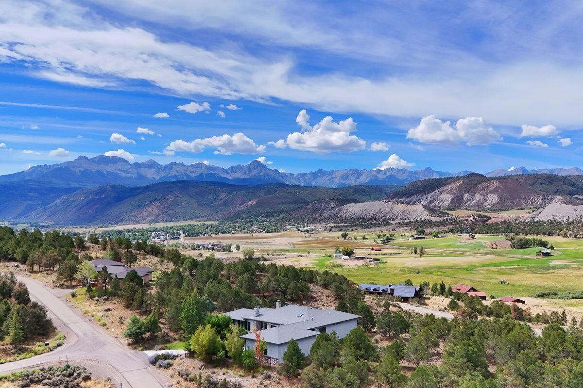 1040 Golden Eagle Trail — photo