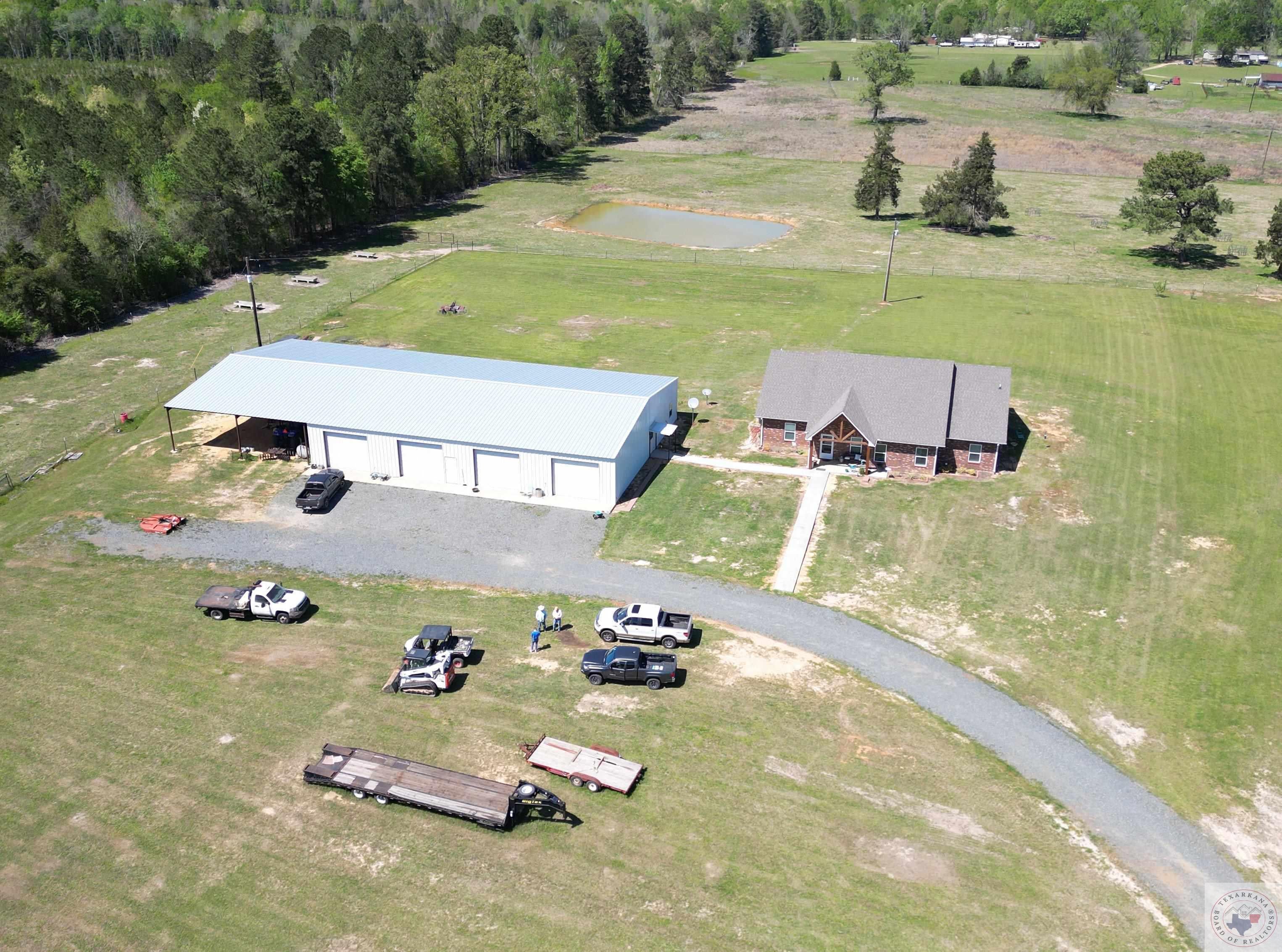 195 CR 1150 — photo